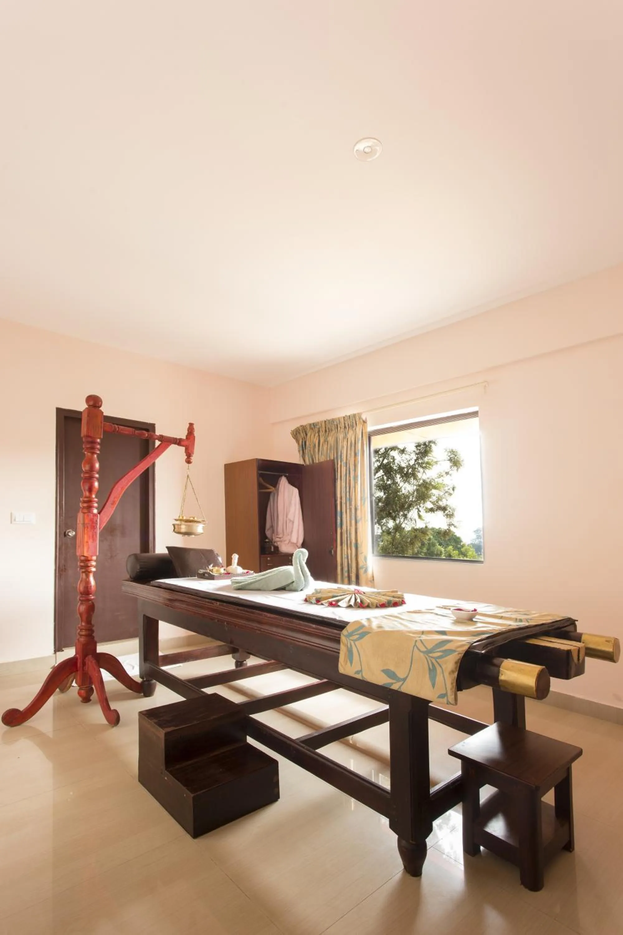 Massage in Sterling Yelagiri