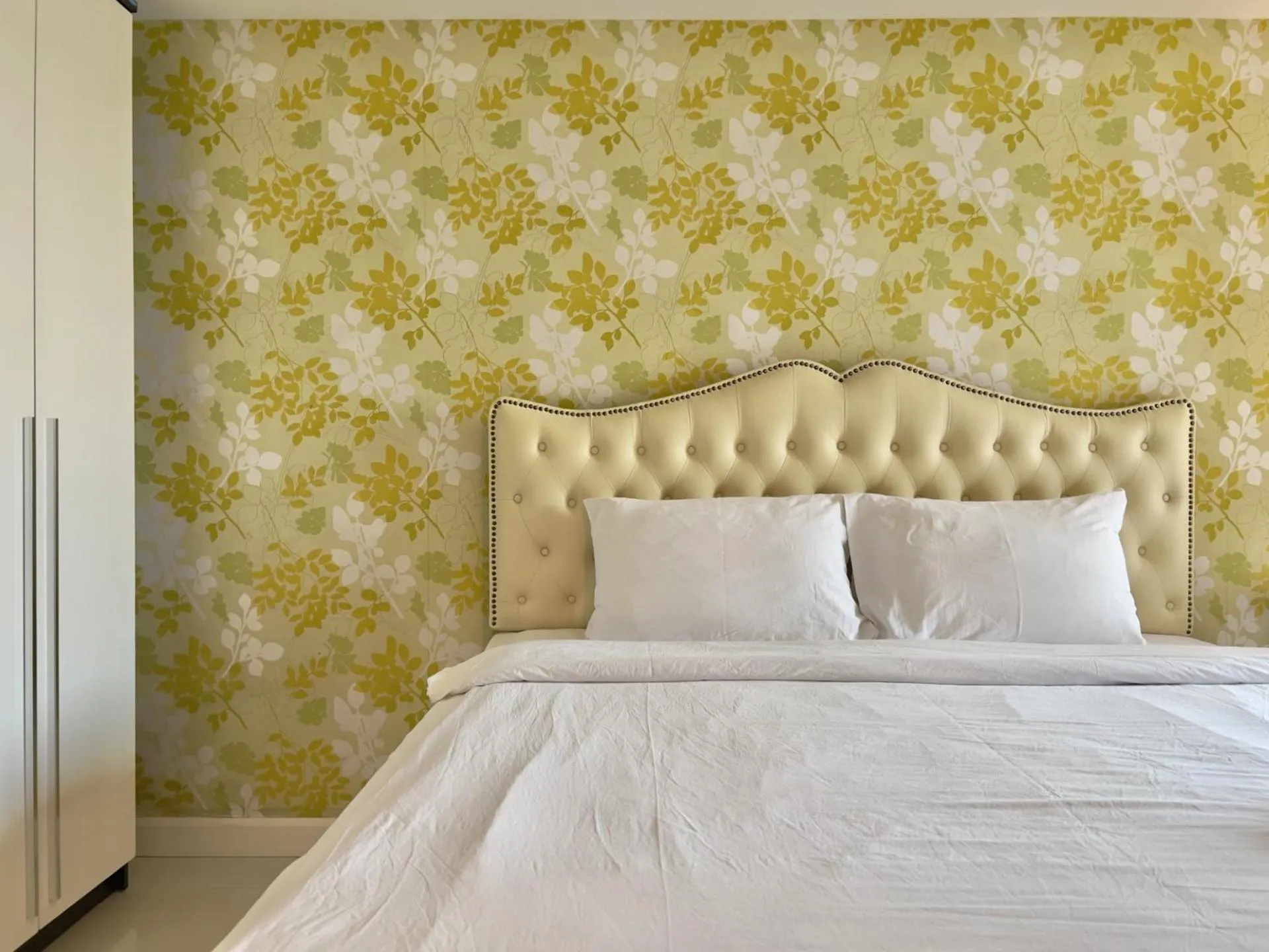 Bedroom, Bed in BaanHim