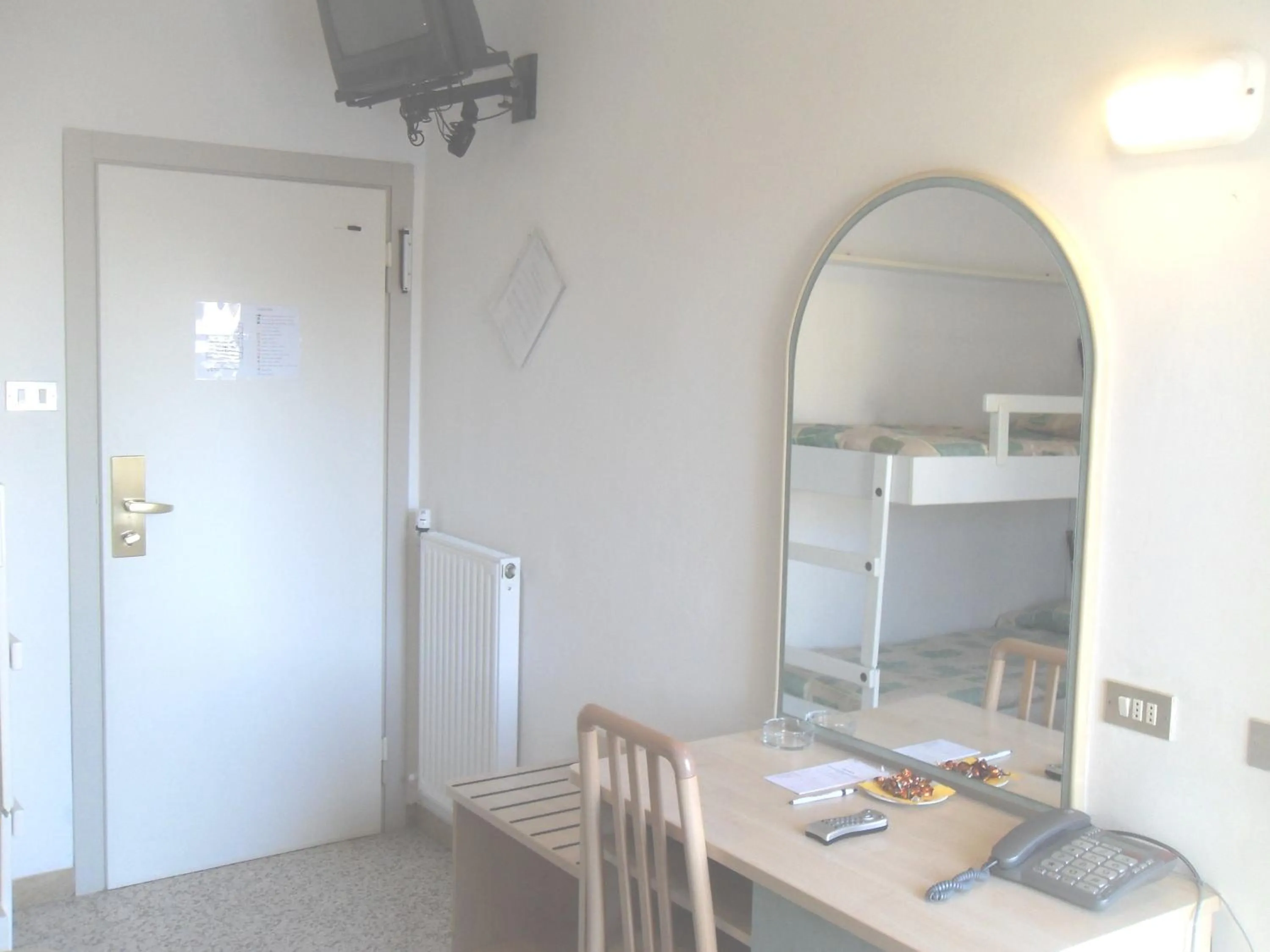 Bedroom in Hotel Aros