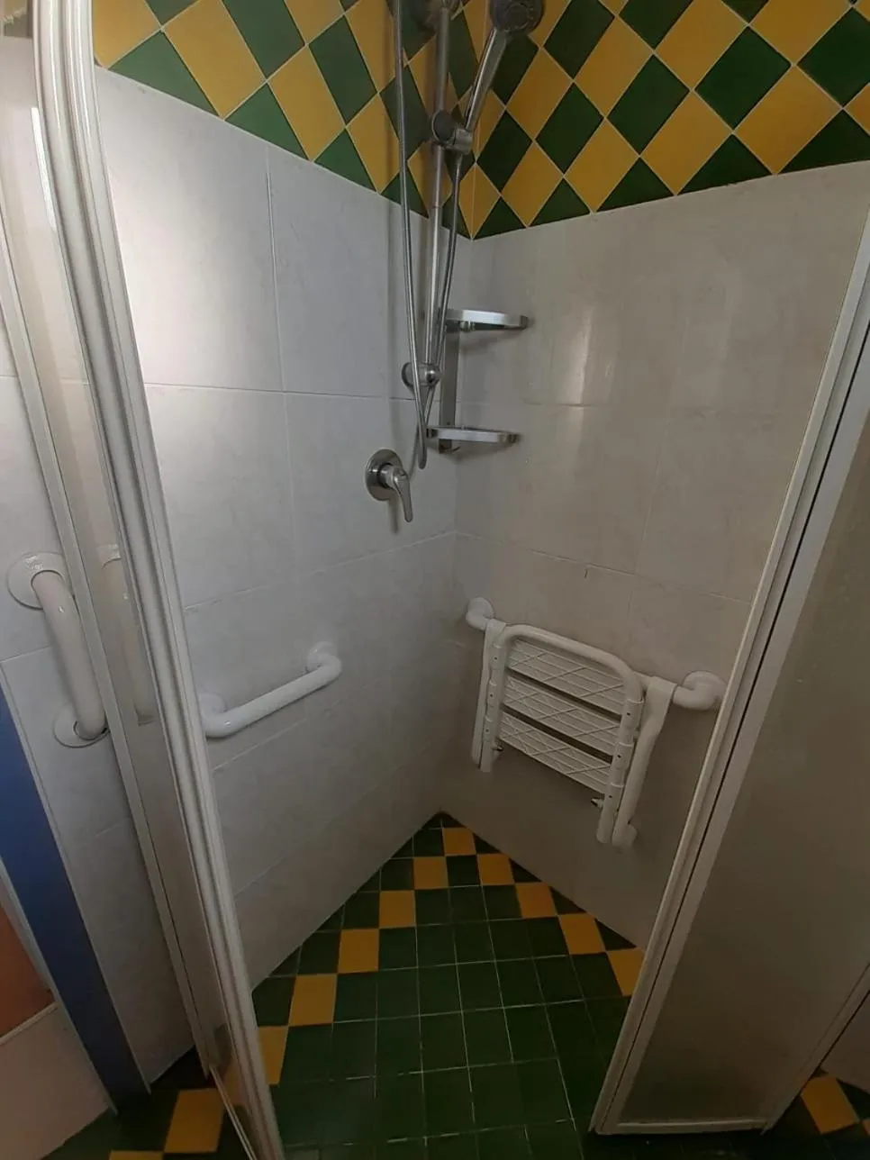 Bathroom in Hotel Aros