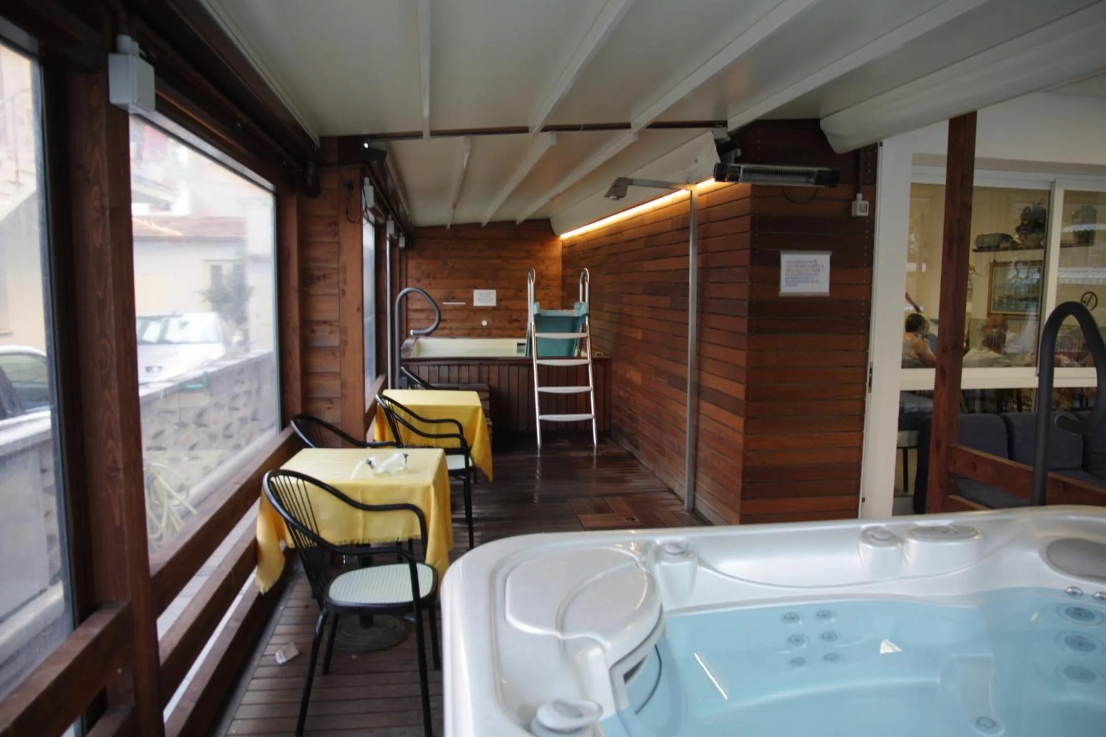 Hot Tub in Hotel Aros