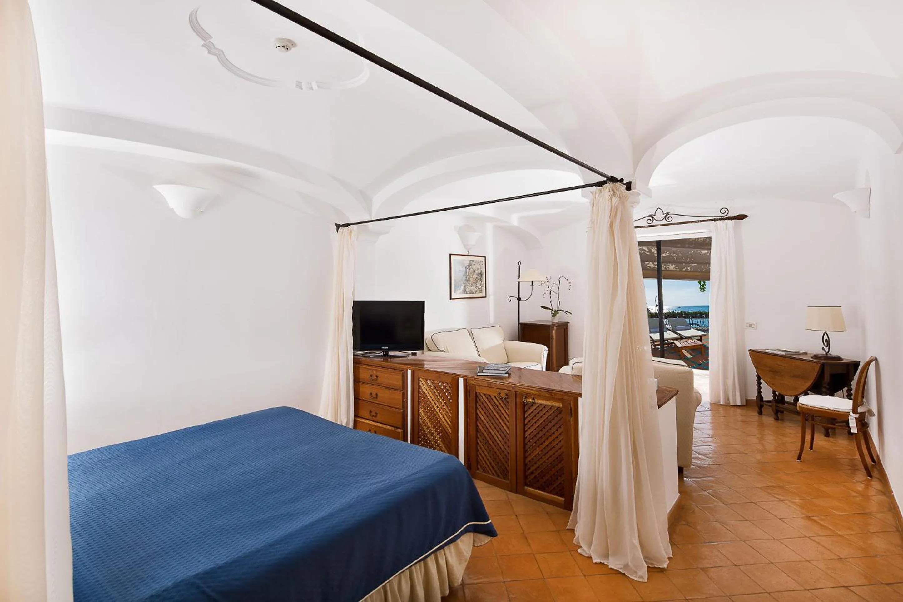 Junior Suite with Terrace in Covo Dei Saraceni