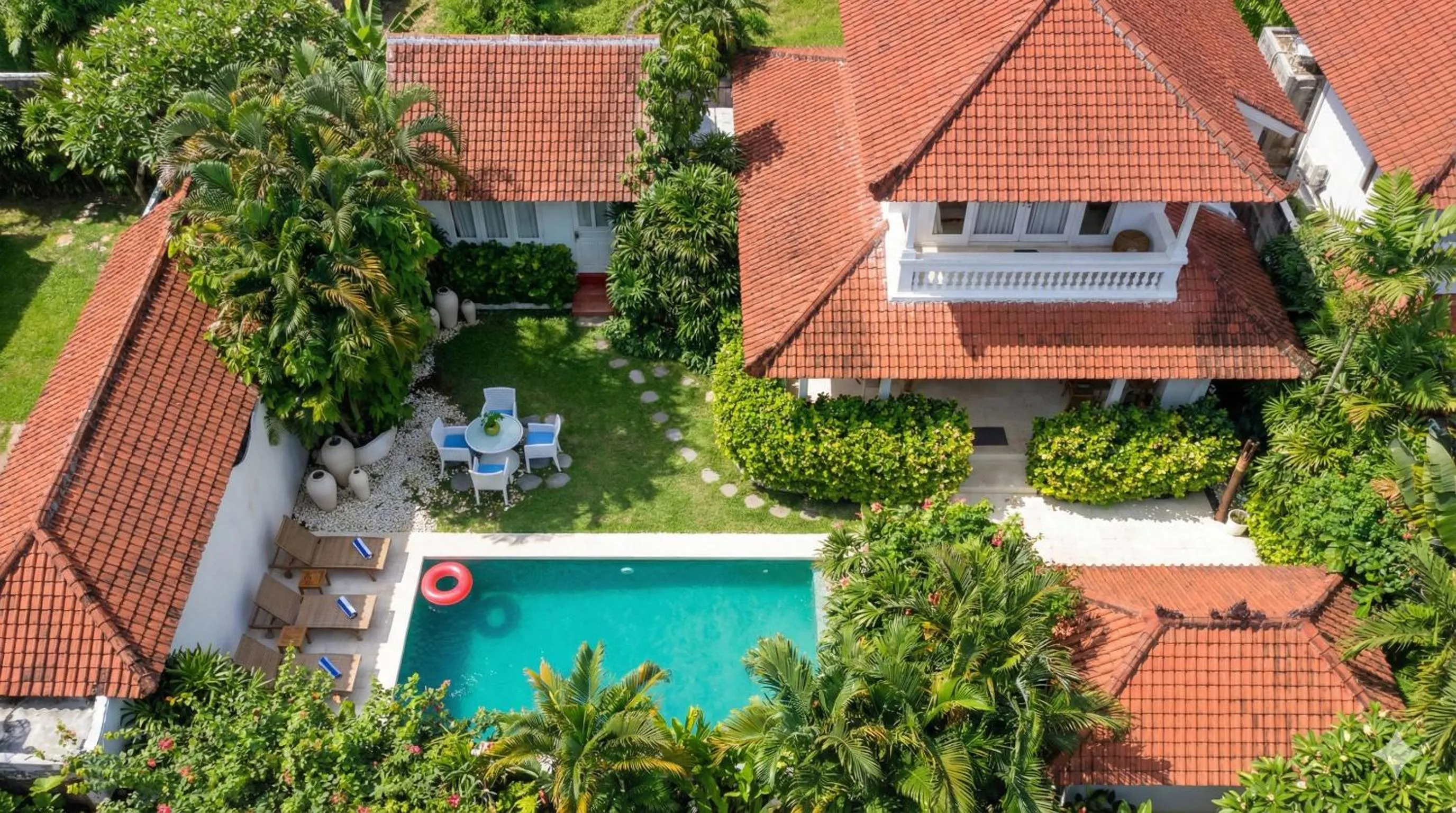 Property building in Ocean Luxury Villas - Private Pool Seminayk