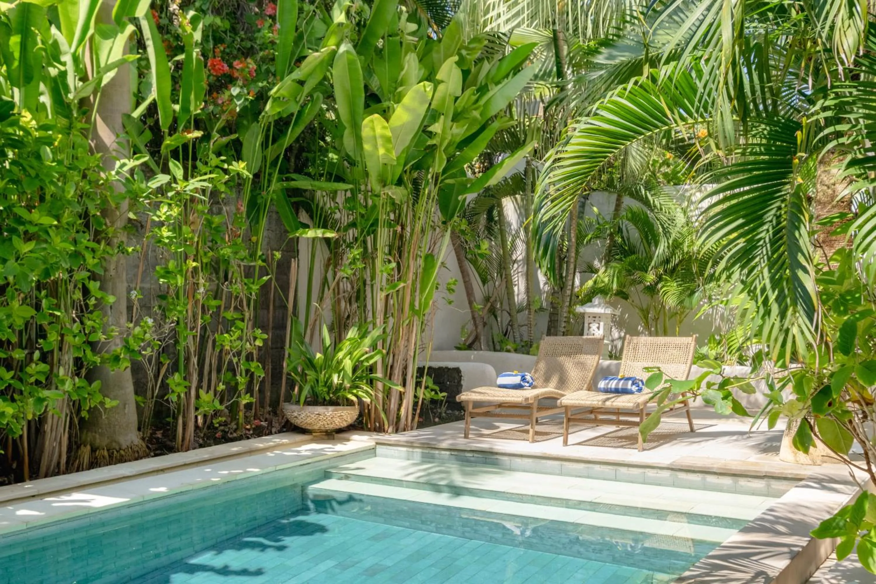 Swimming pool in The Ocean Luxury Villas