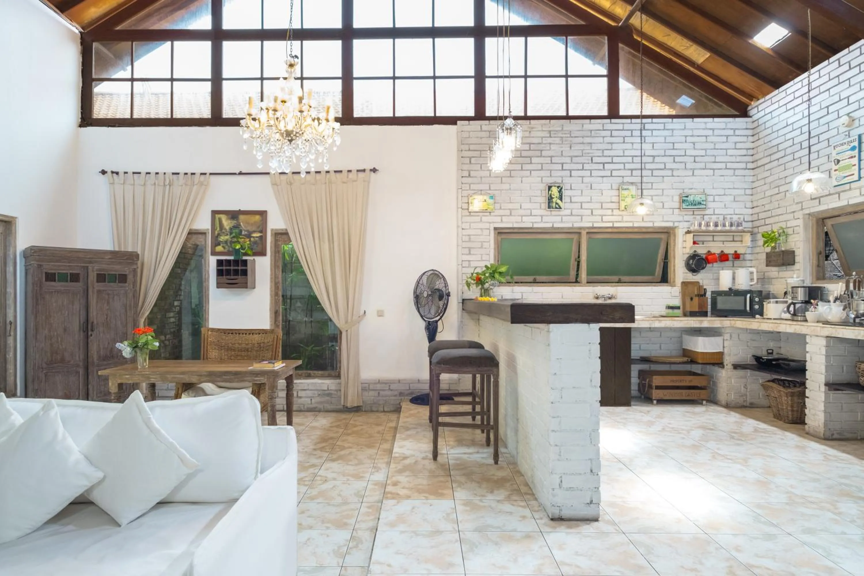 Living room in The Ocean Luxury Villas