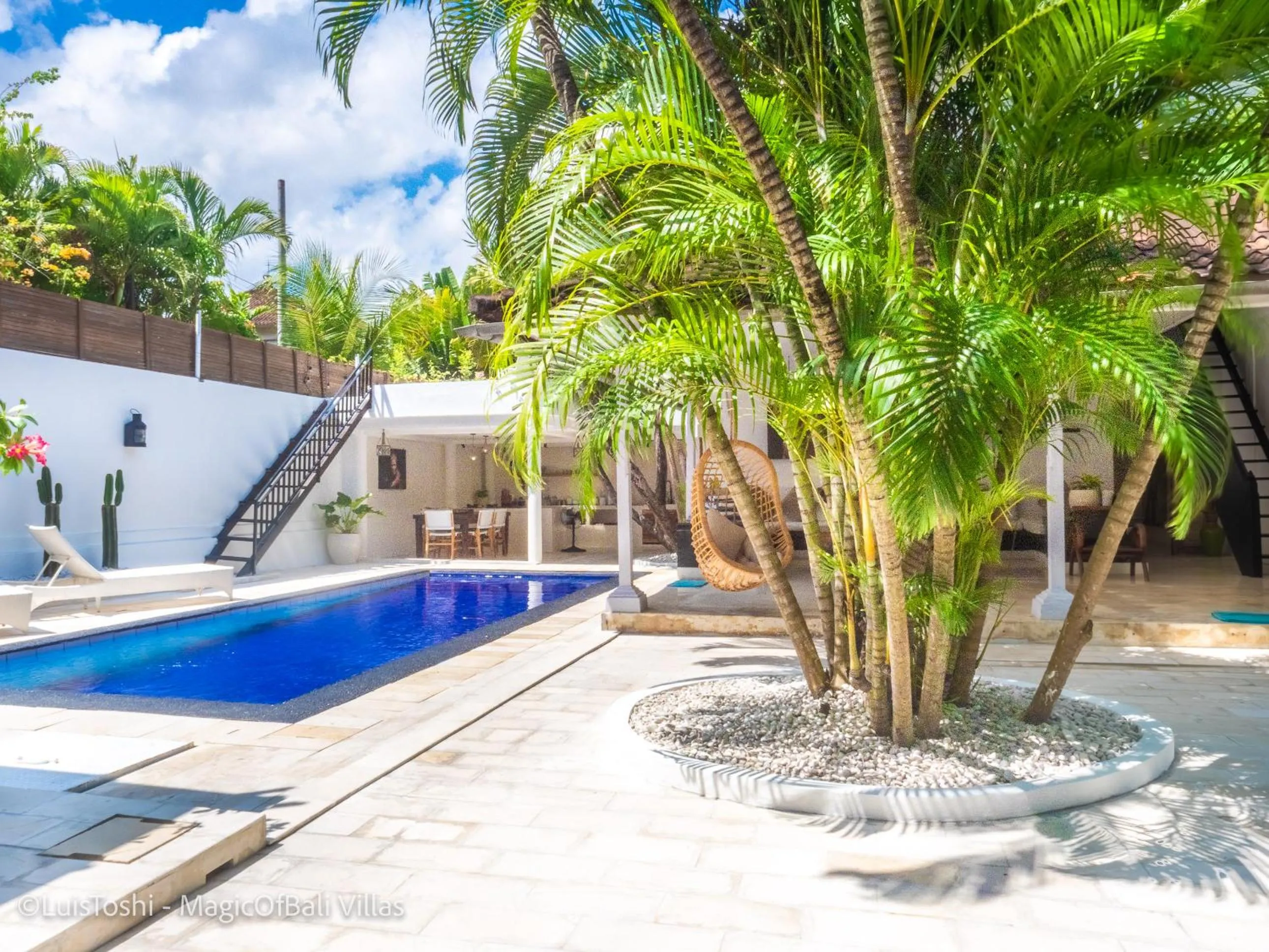 Property building in The Ocean Luxury Villas