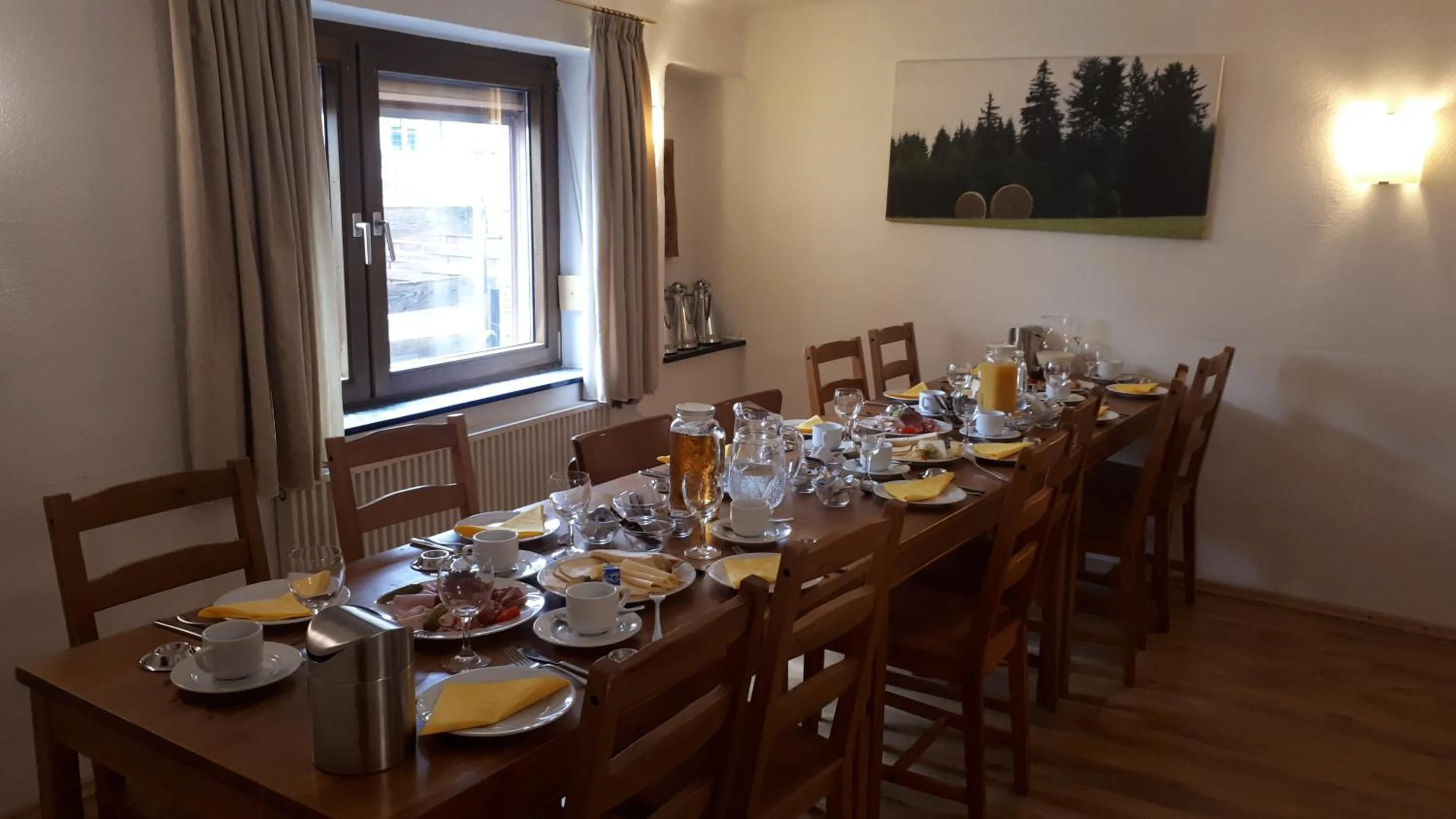 Restaurant/places to eat in Landhaus Gräfendhron