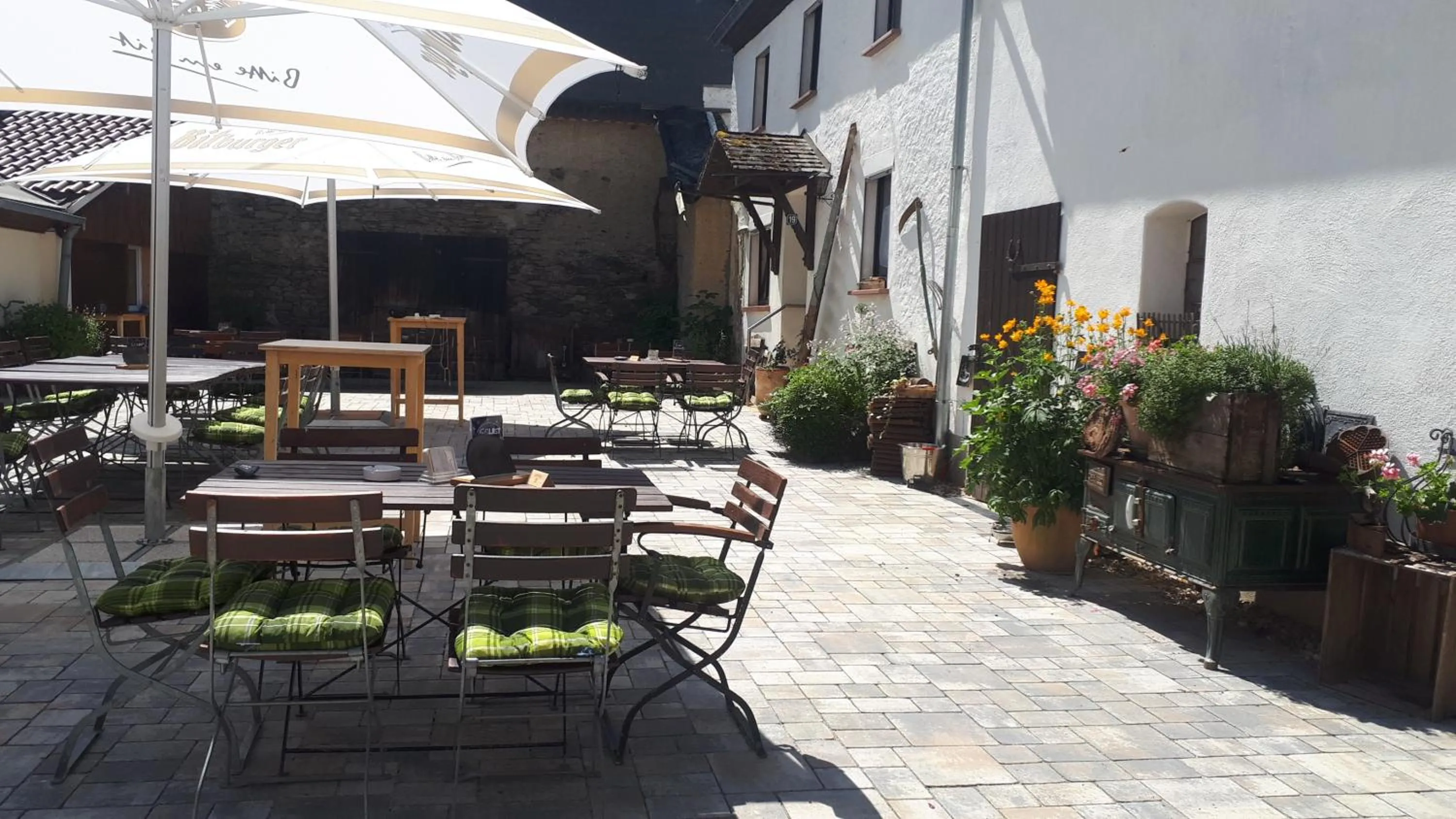Patio in Landhaus Gräfendhron