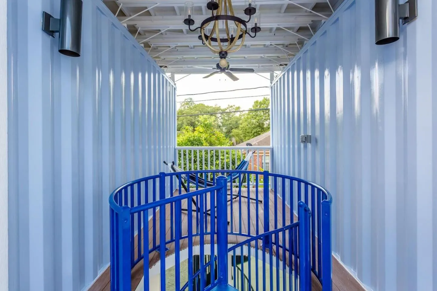 East Downtown Mico-luxe Container living pod #8