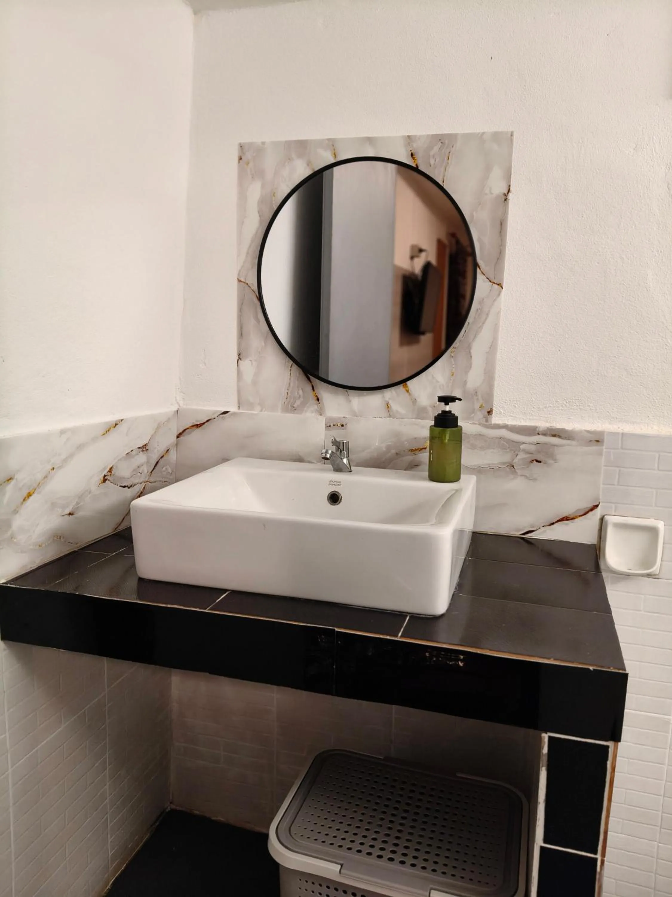 Bathroom in Tuk Tuk Guesthouse