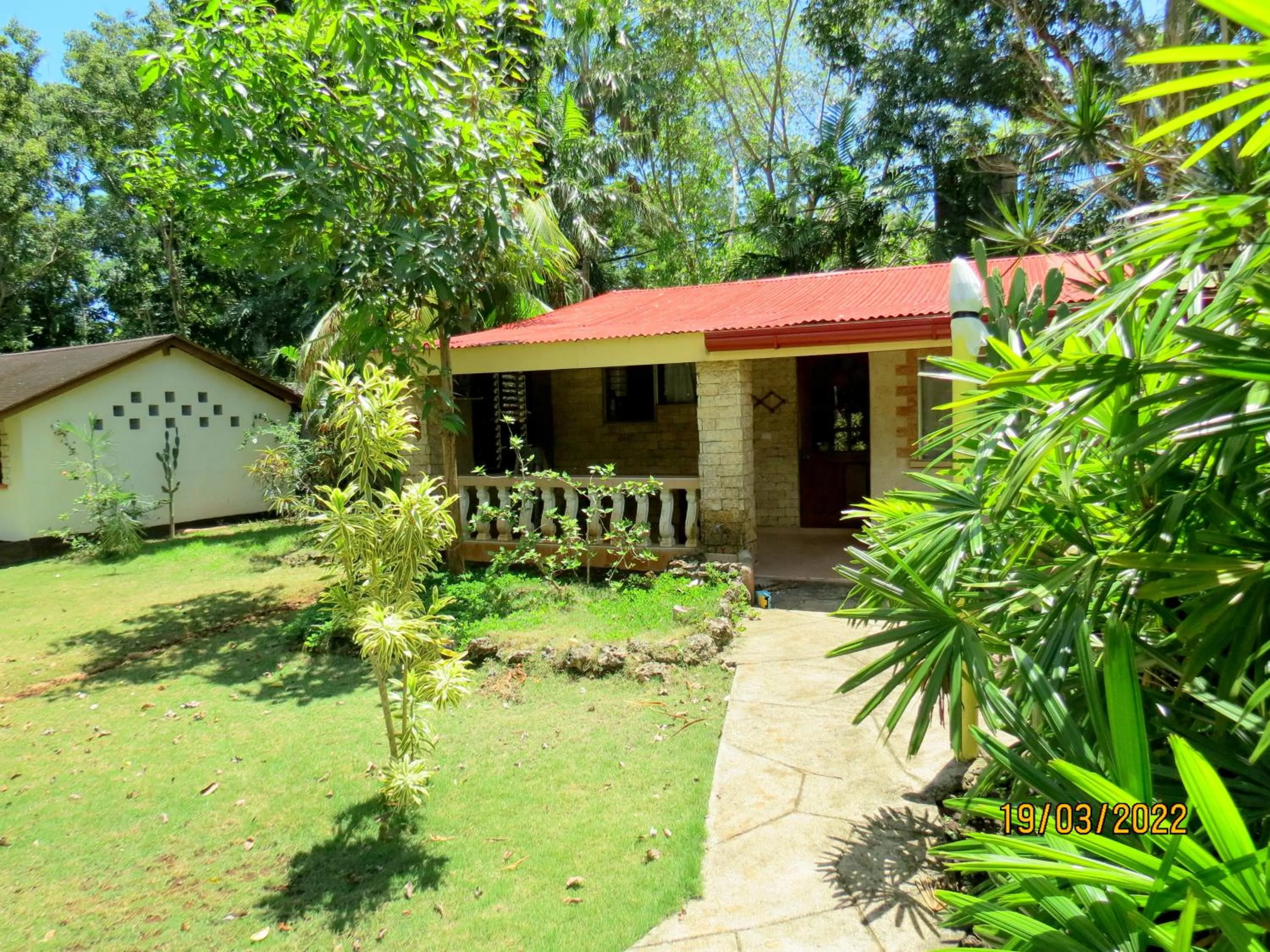 Property building in ALONALAND RESORT