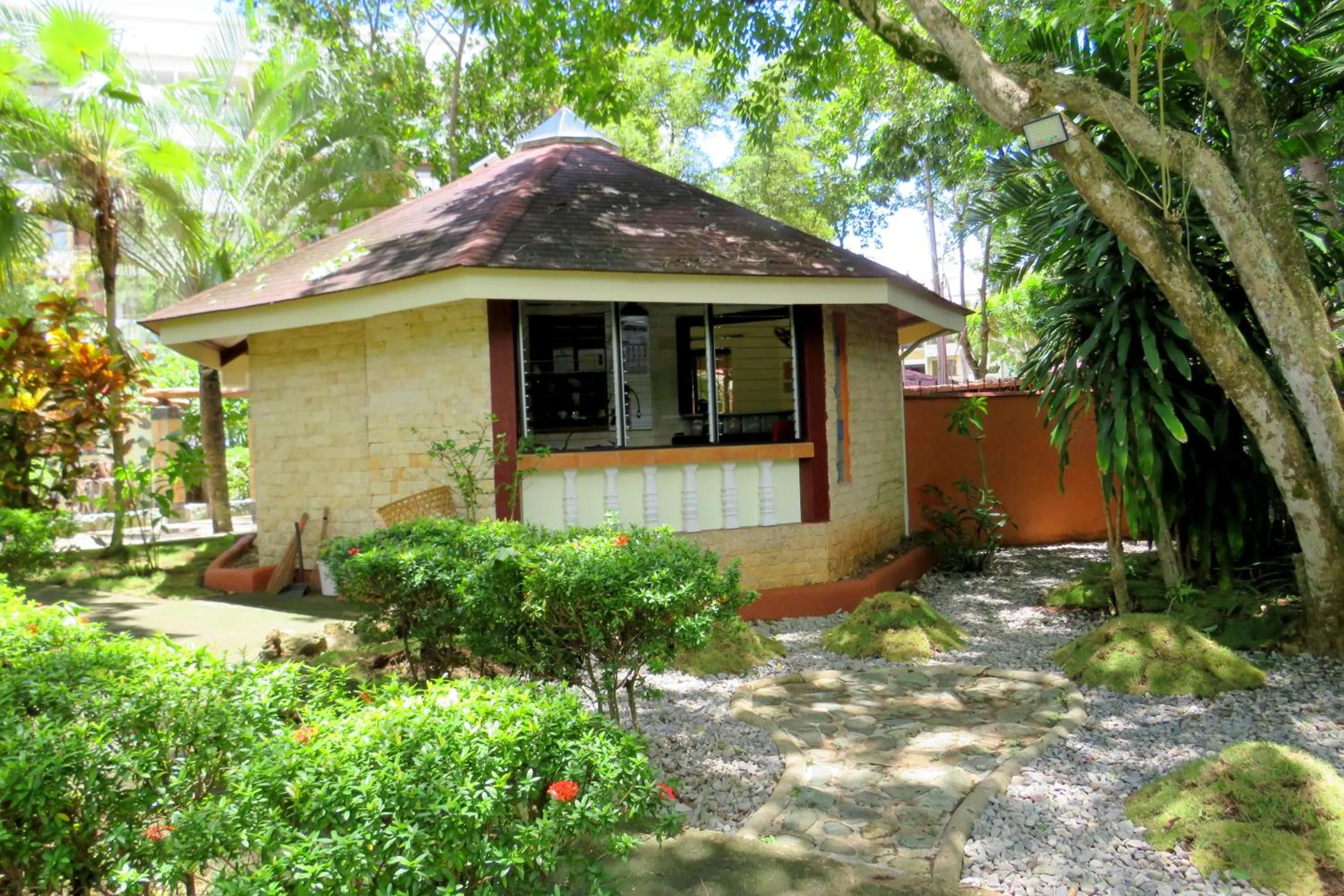 Lobby or reception in ALONALAND RESORT