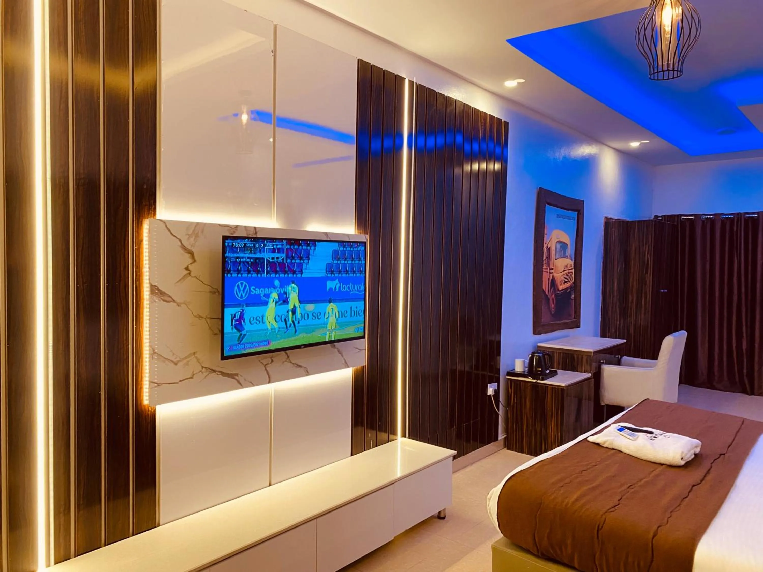 Bed in Presken Hotel Oniru, Victoria Island