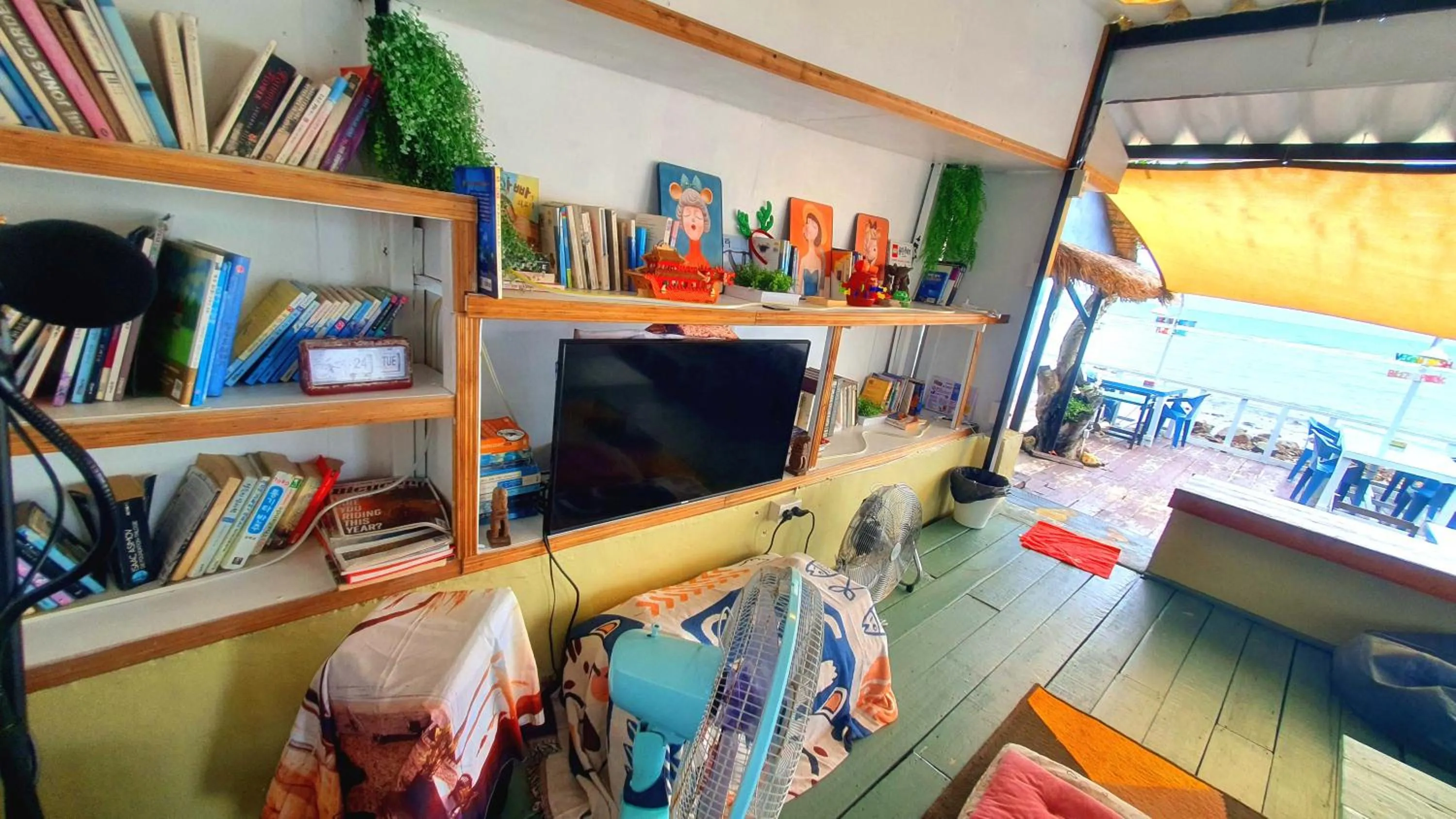 Restaurant/places to eat in Kohchang 7 seaview bungalow