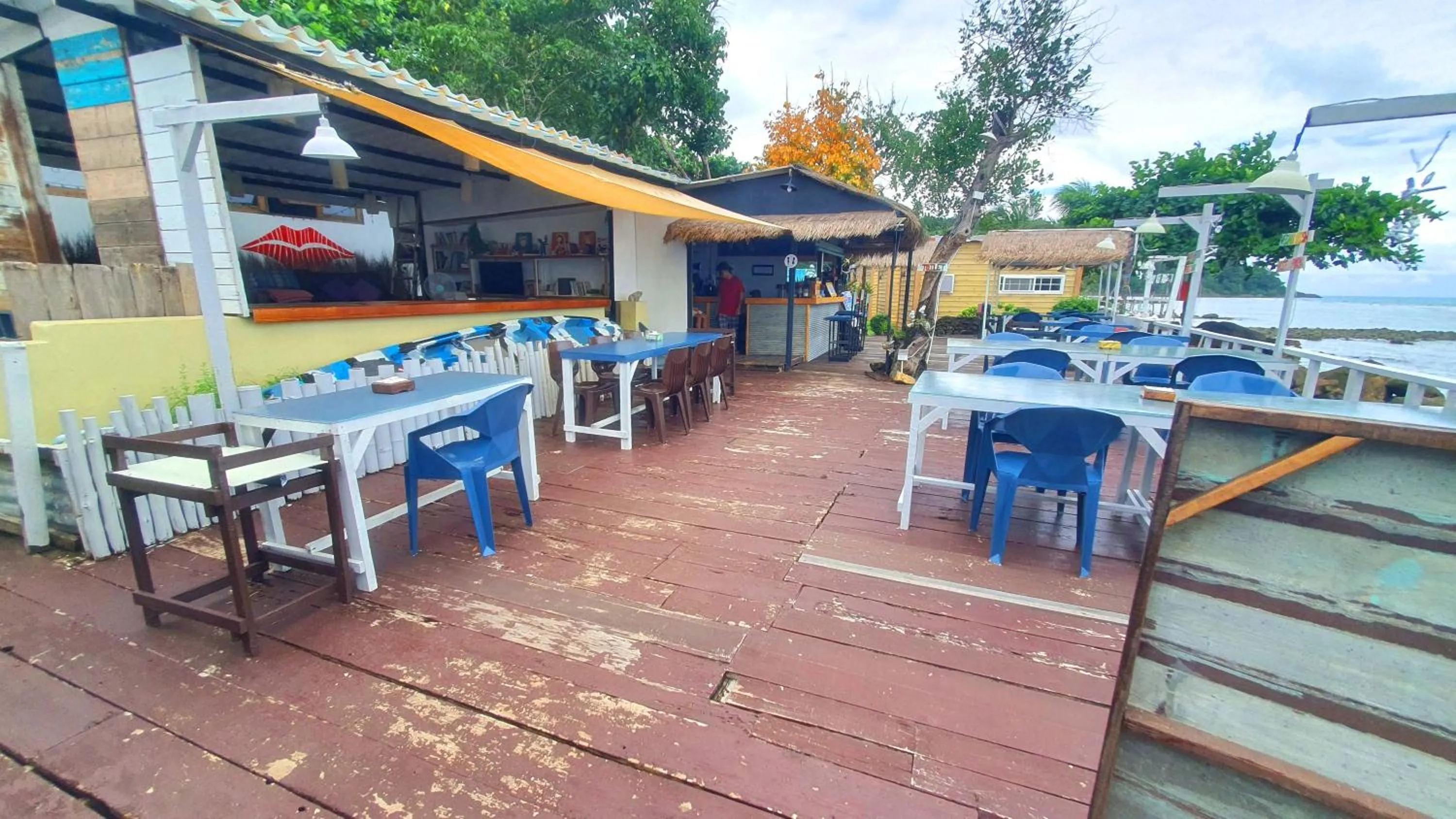 Restaurant/places to eat in Kohchang 7 seaview bungalow