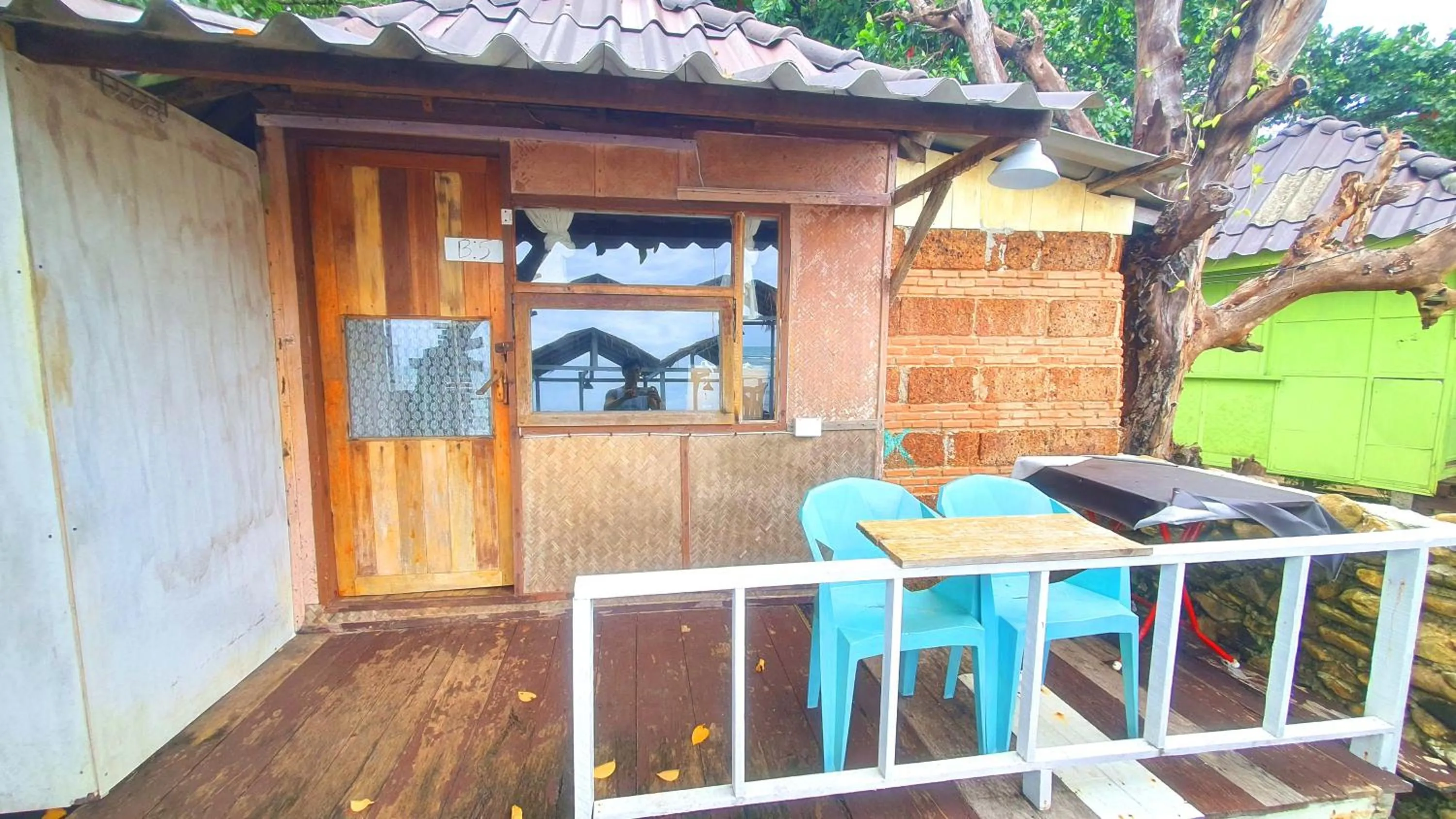 Property building in Kohchang 7 seaview bungalow