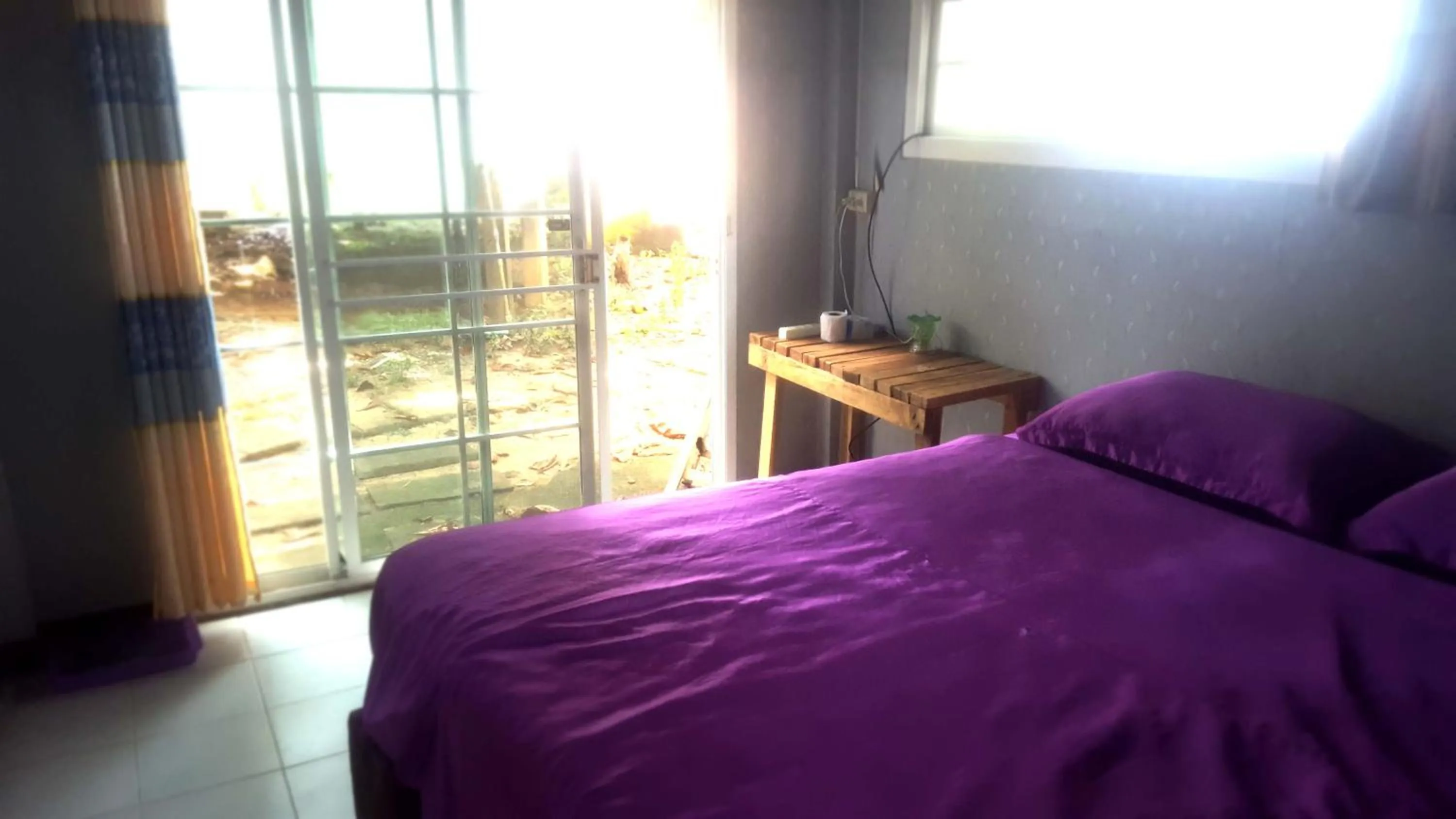 Garden, Bed in Kohchang 7 seaview bungalow