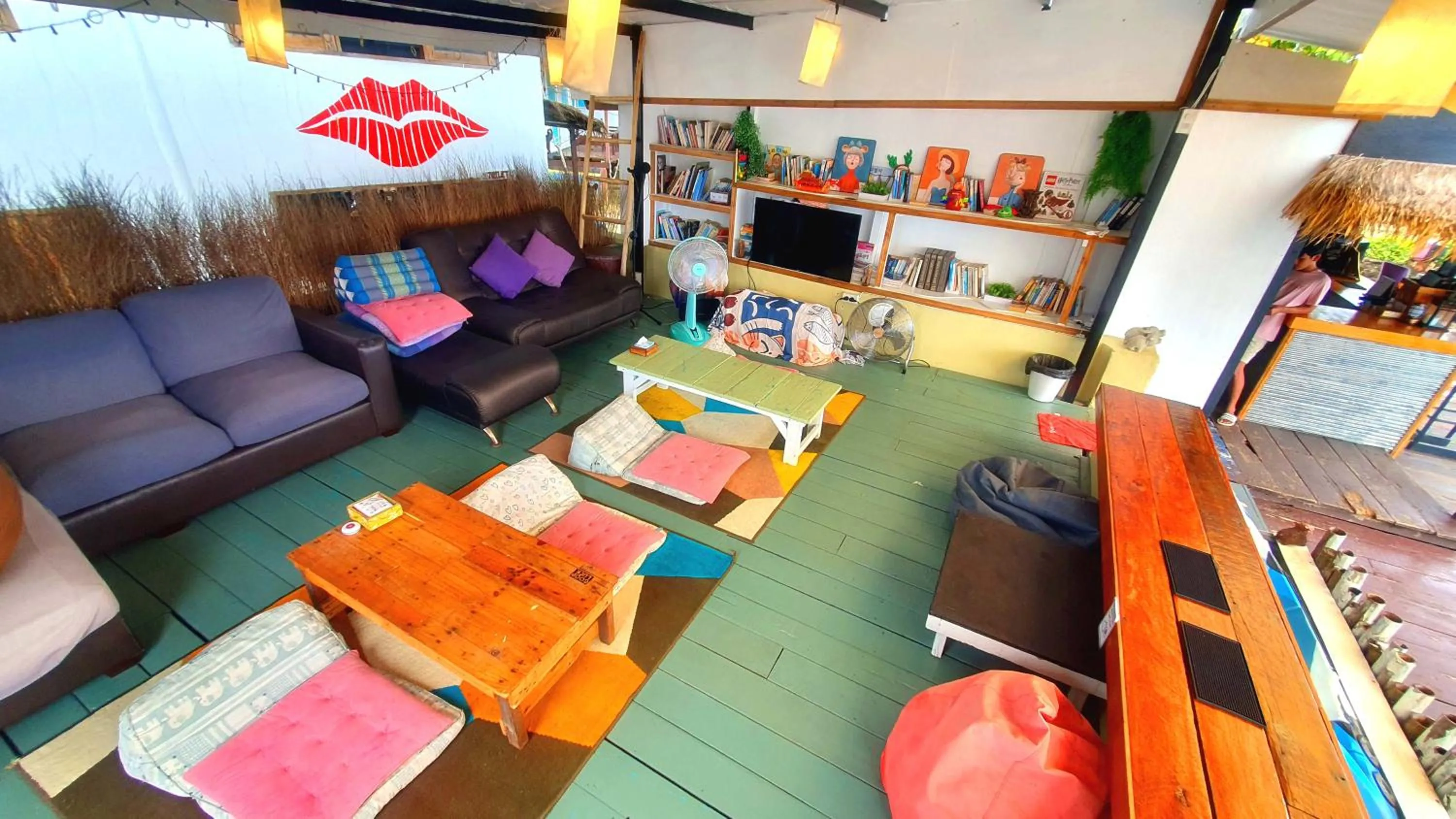 Restaurant/places to eat in Kohchang 7 seaview bungalow