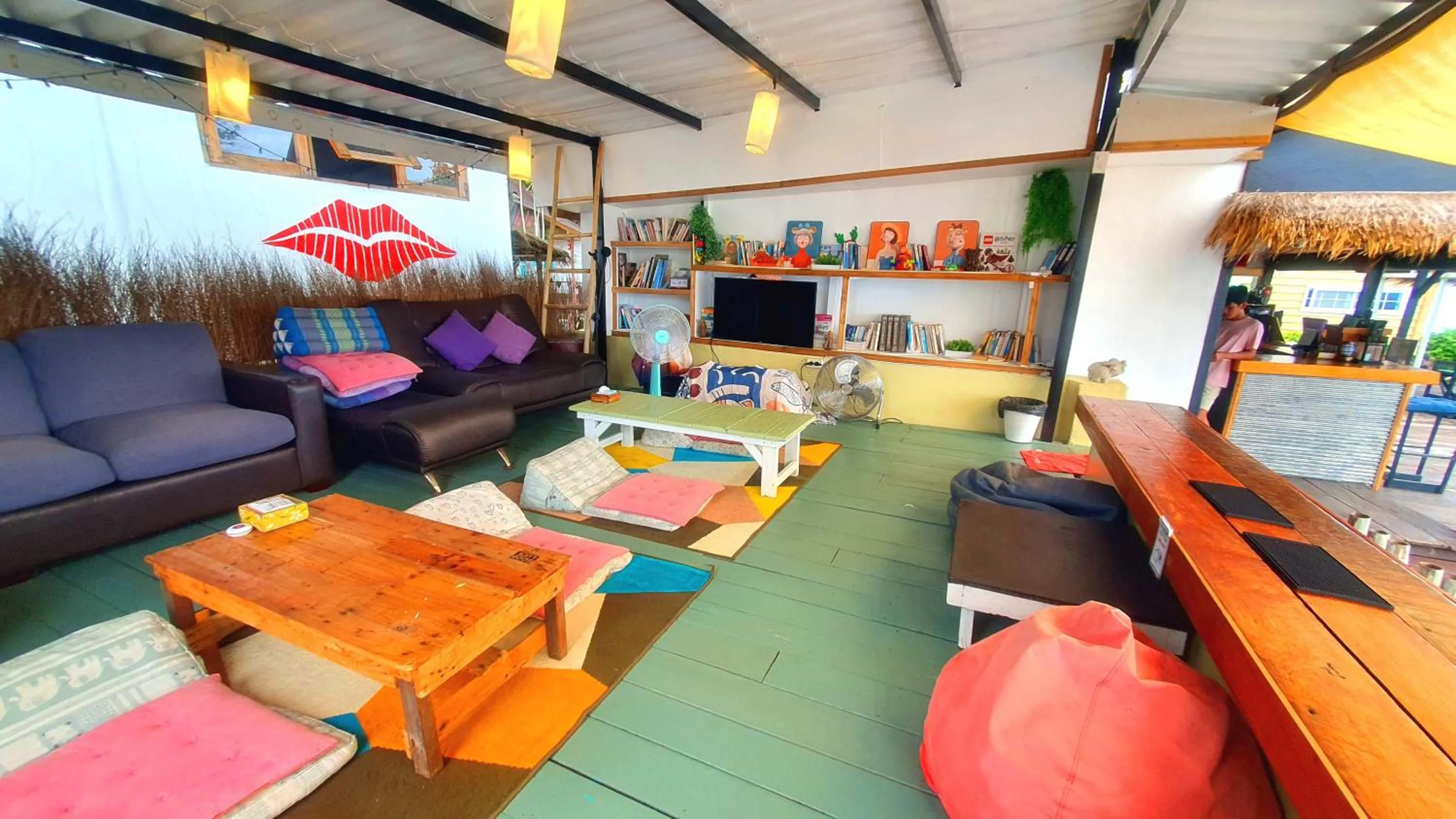 Restaurant/places to eat in Kohchang 7 seaview bungalow