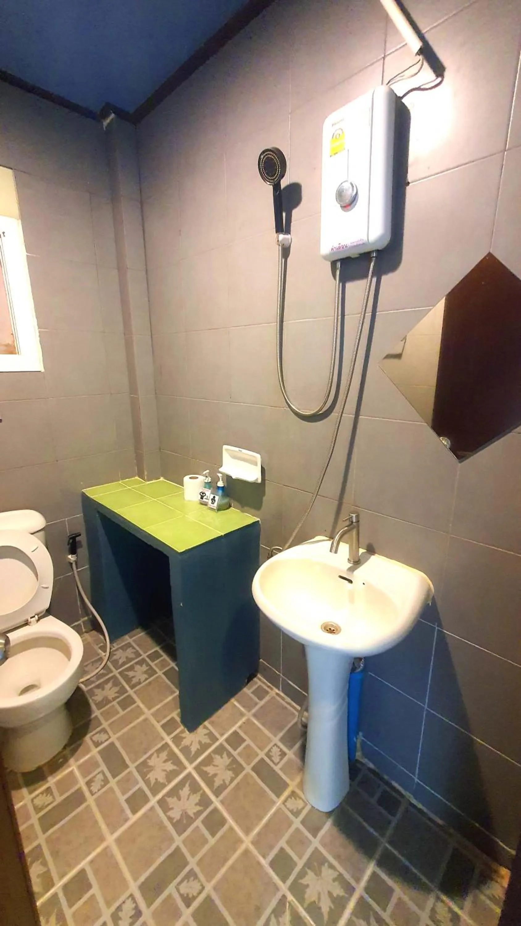 Property building in Kohchang 7 seaview bungalow