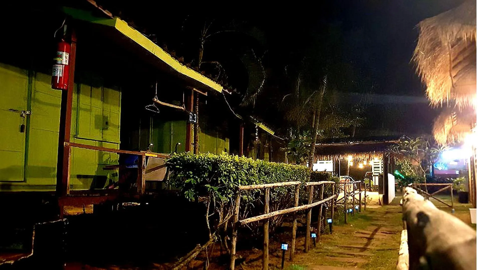 Balcony/Terrace in Kohchang 7 seaview bungalow