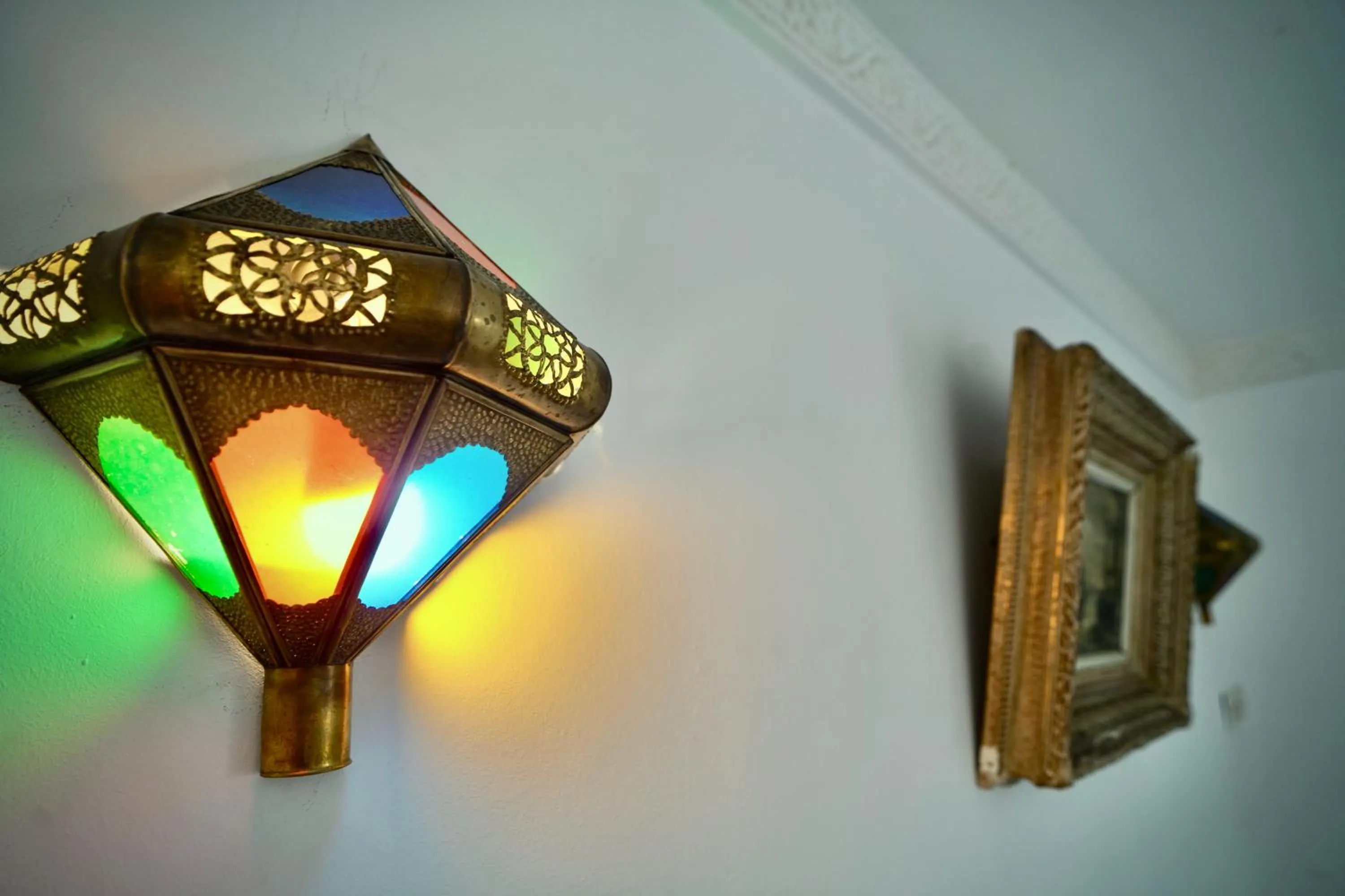 Decorative detail in Riad Lumière