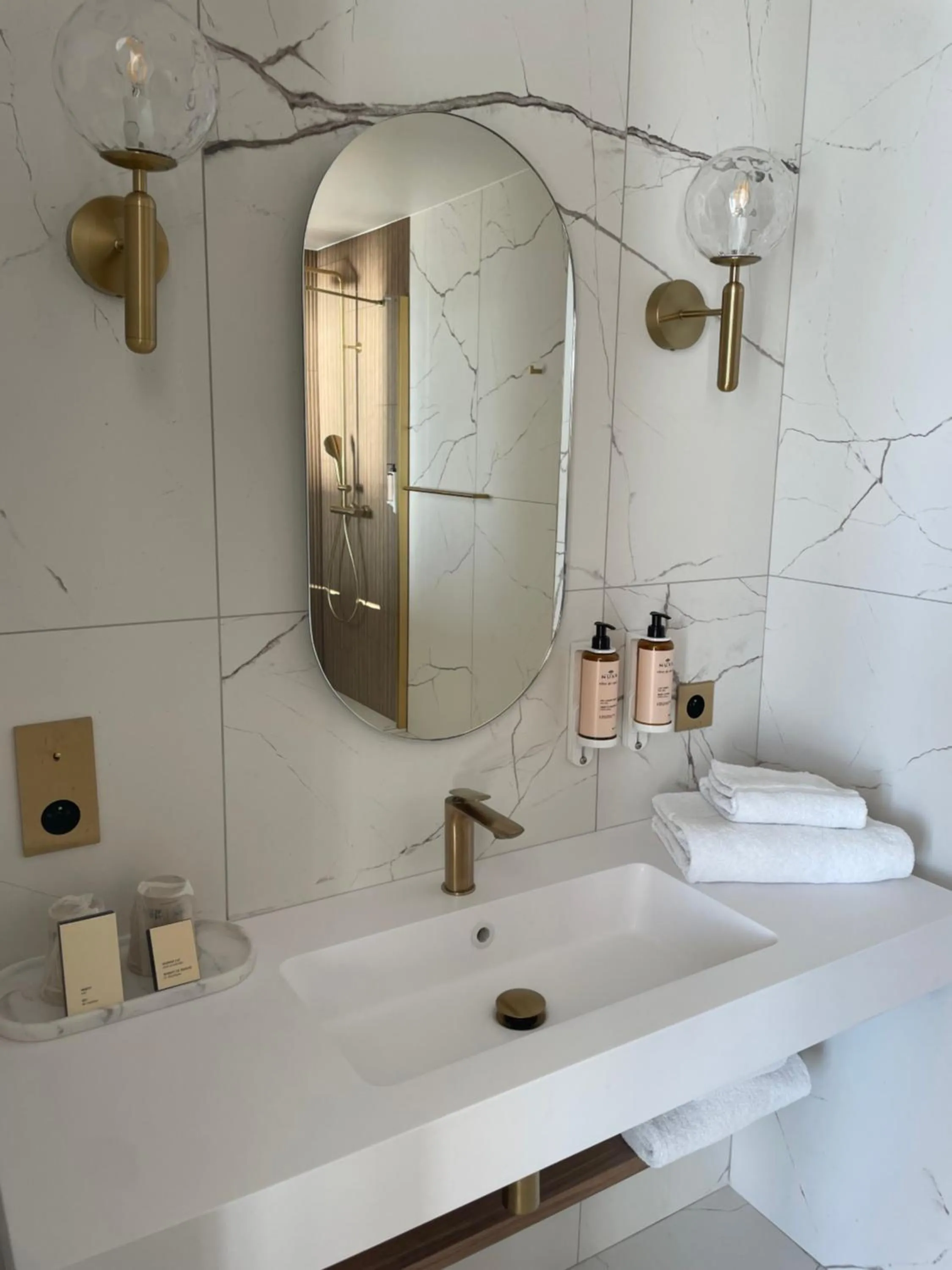 Bathroom in Les Sables Blancs