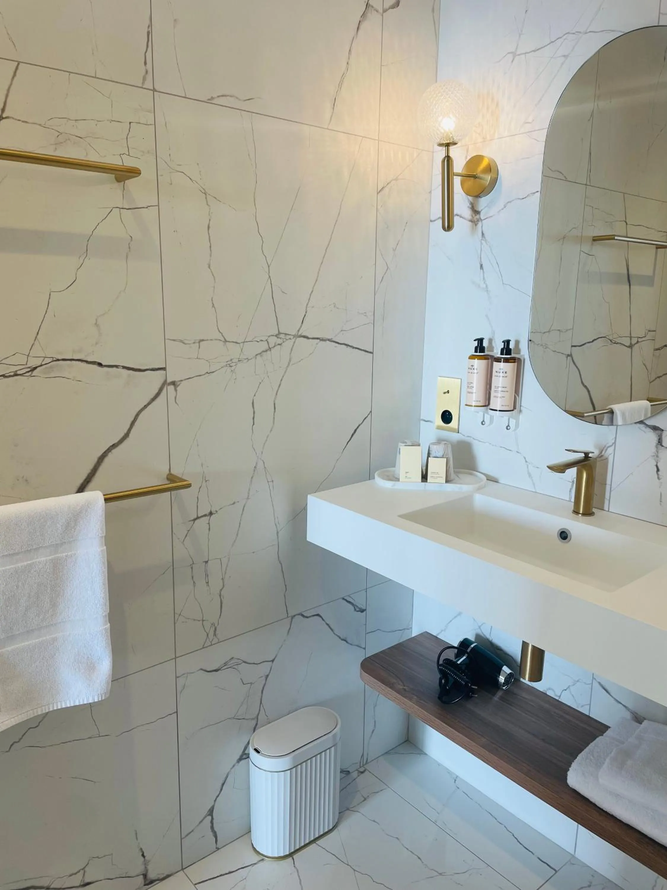 Bathroom in Les Sables Blancs