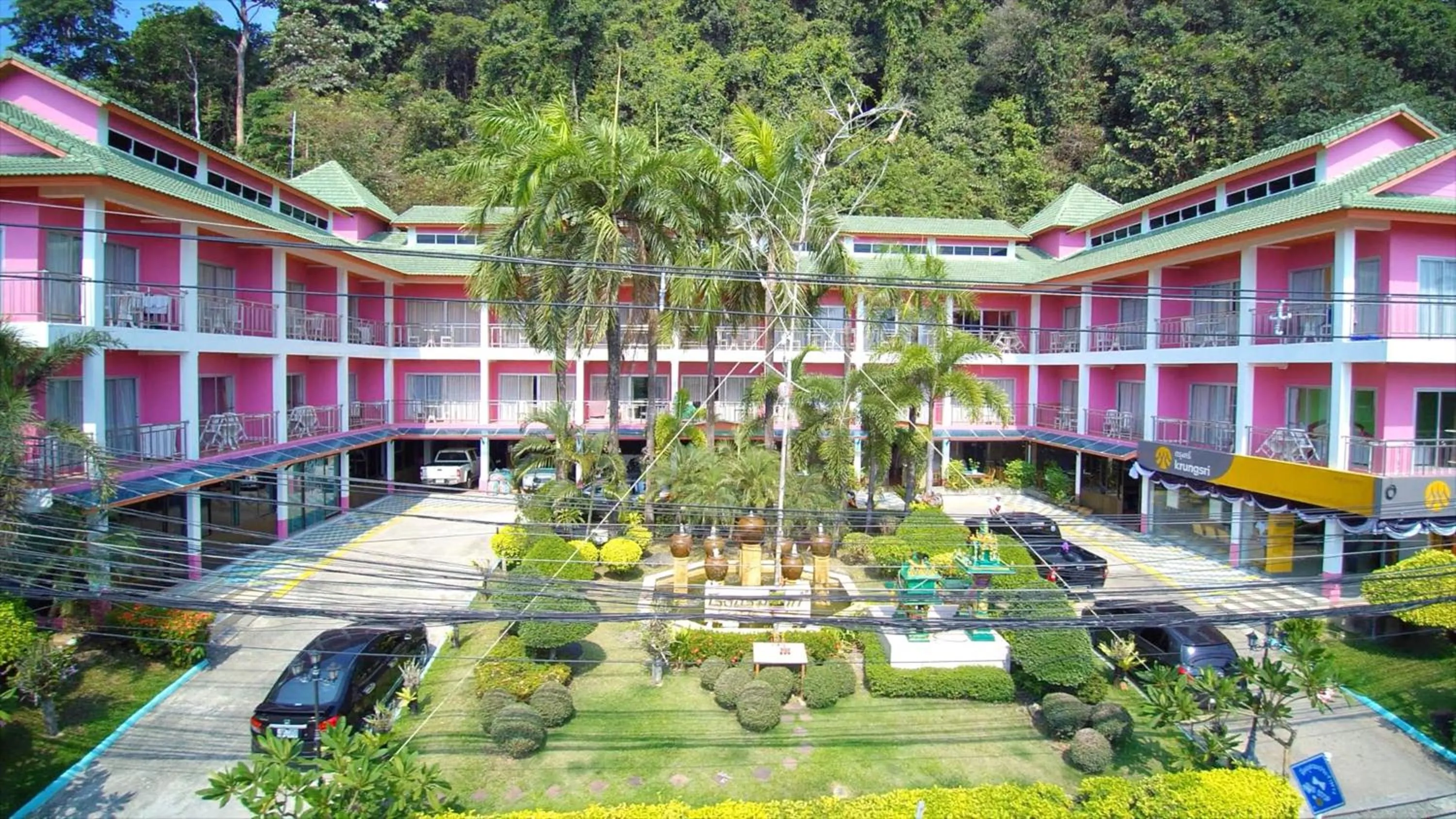 Facade/entrance in Cookies Hotel