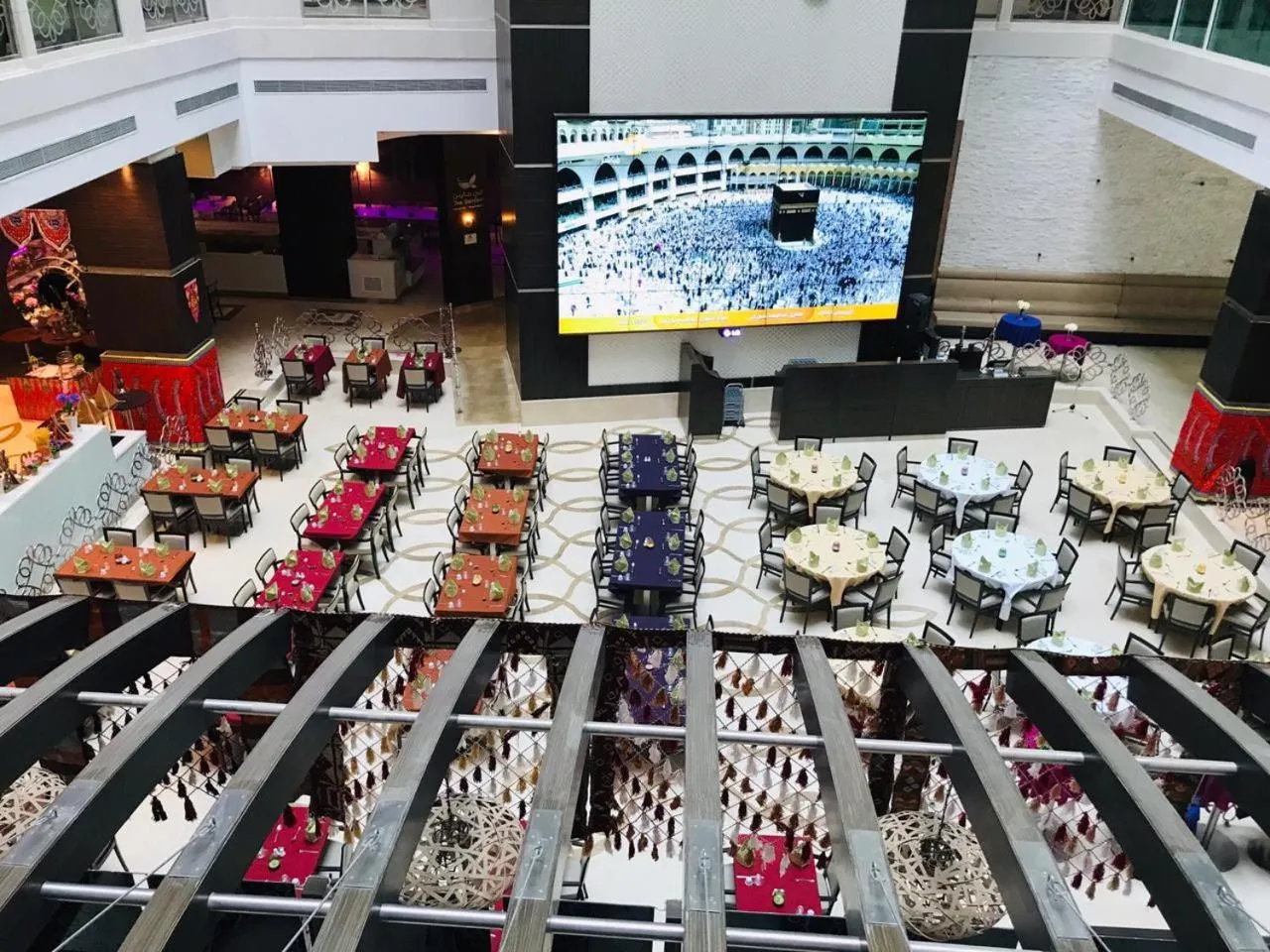 Restaurant/places to eat in Holiday Inn Meydan, an IHG Hotel