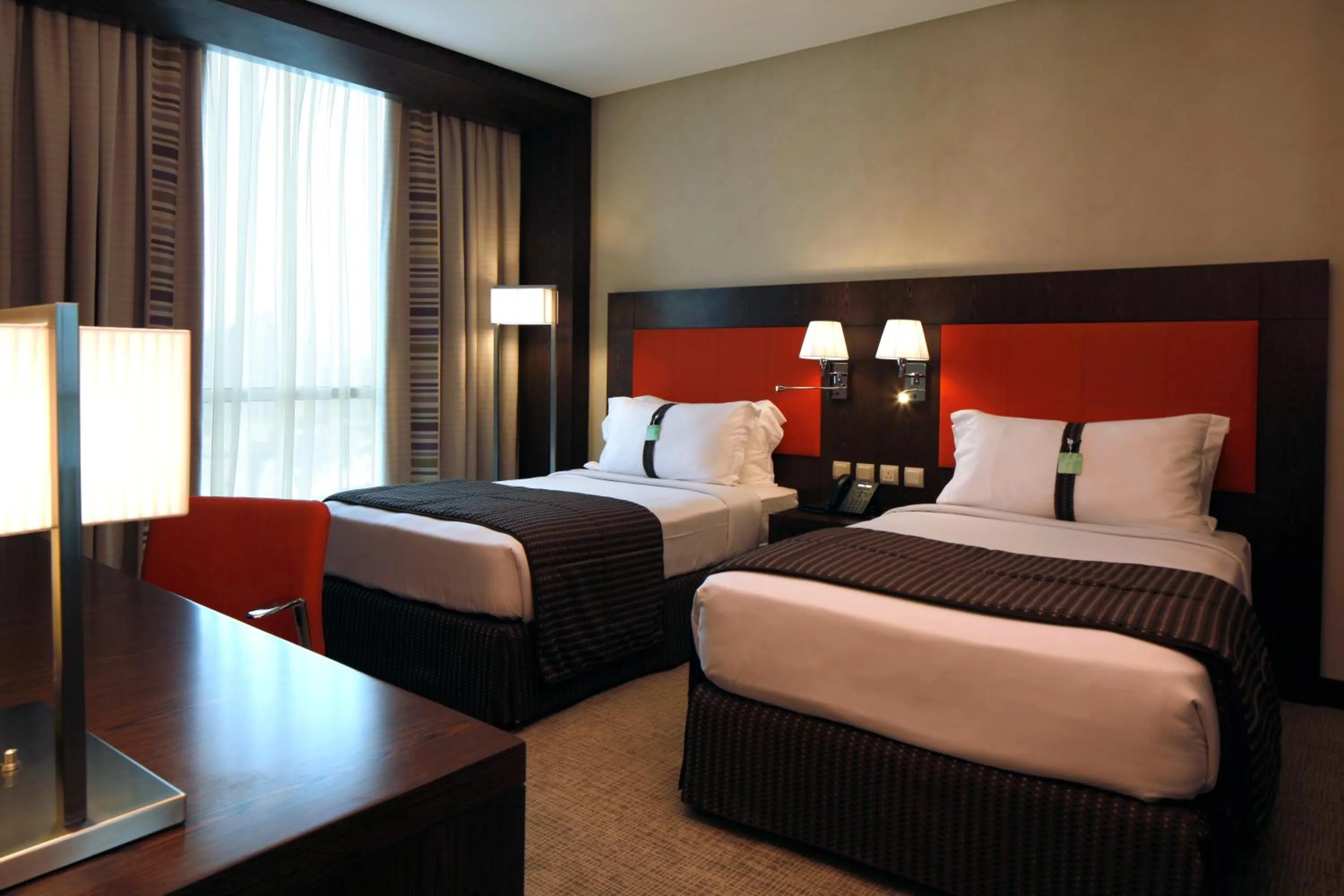 Bedroom, Bed in Holiday Inn Meydan, an IHG Hotel