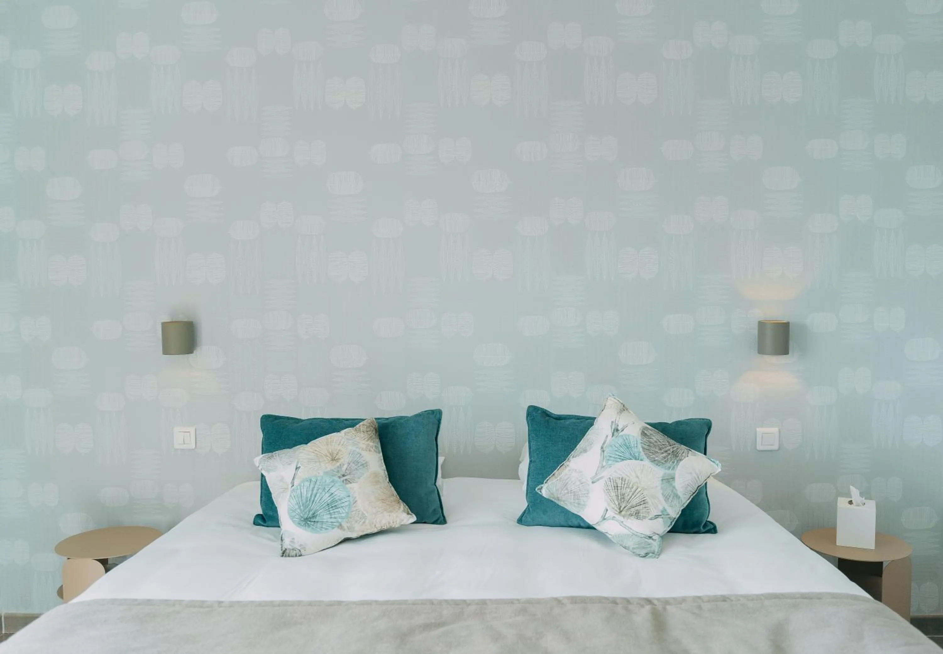 Bed in Hôtel Les Agapanthes-Logis Hôtel