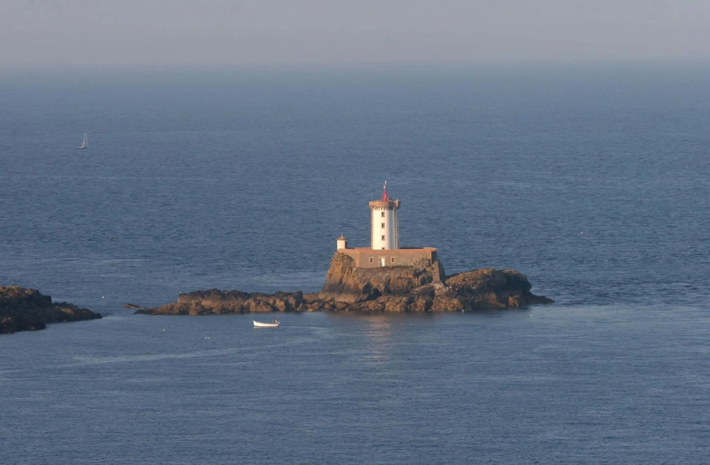 Natural landscape in Hôtel Les Agapanthes-Logis Hôtel