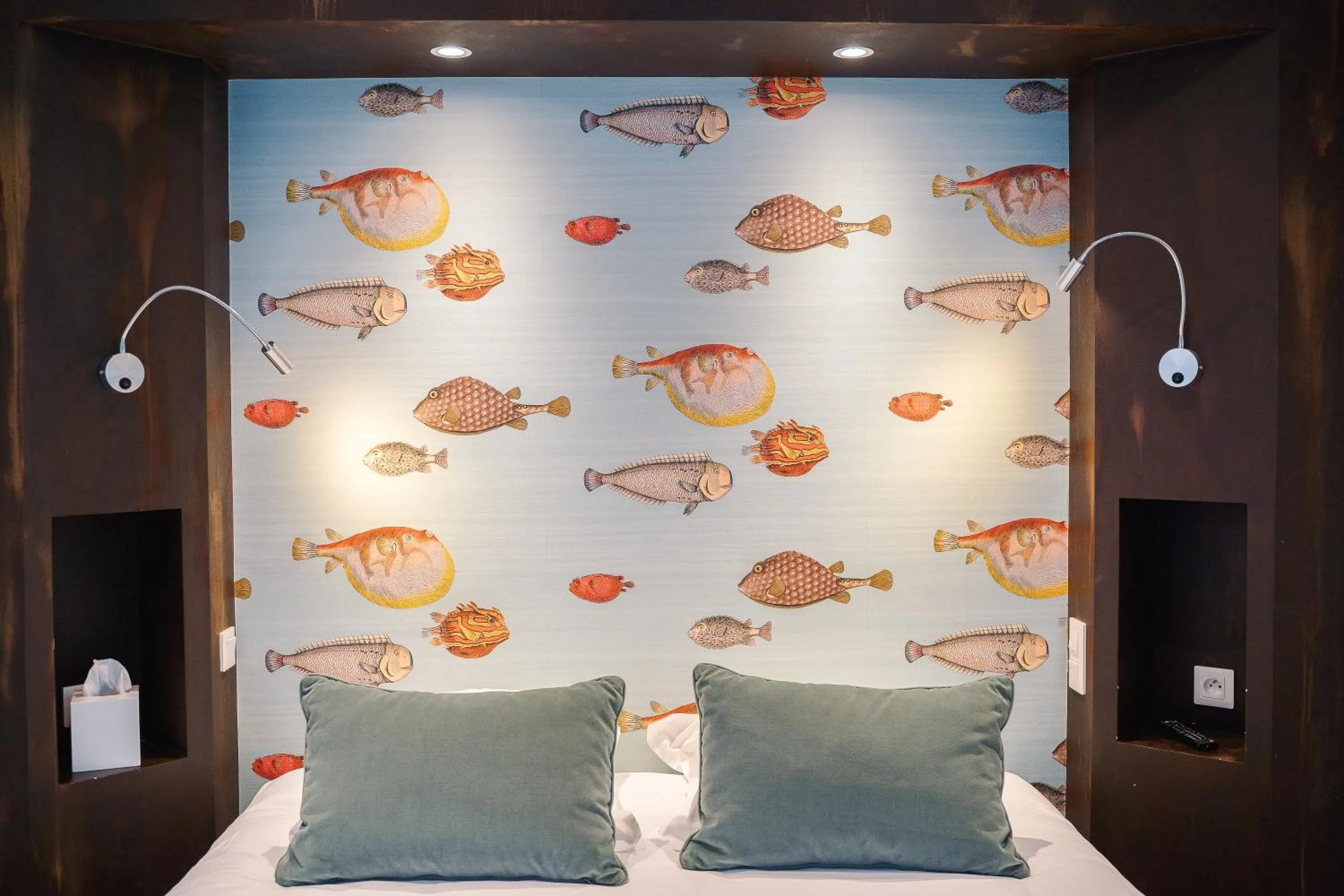 Bed in Hôtel Les Agapanthes-Logis Hôtel