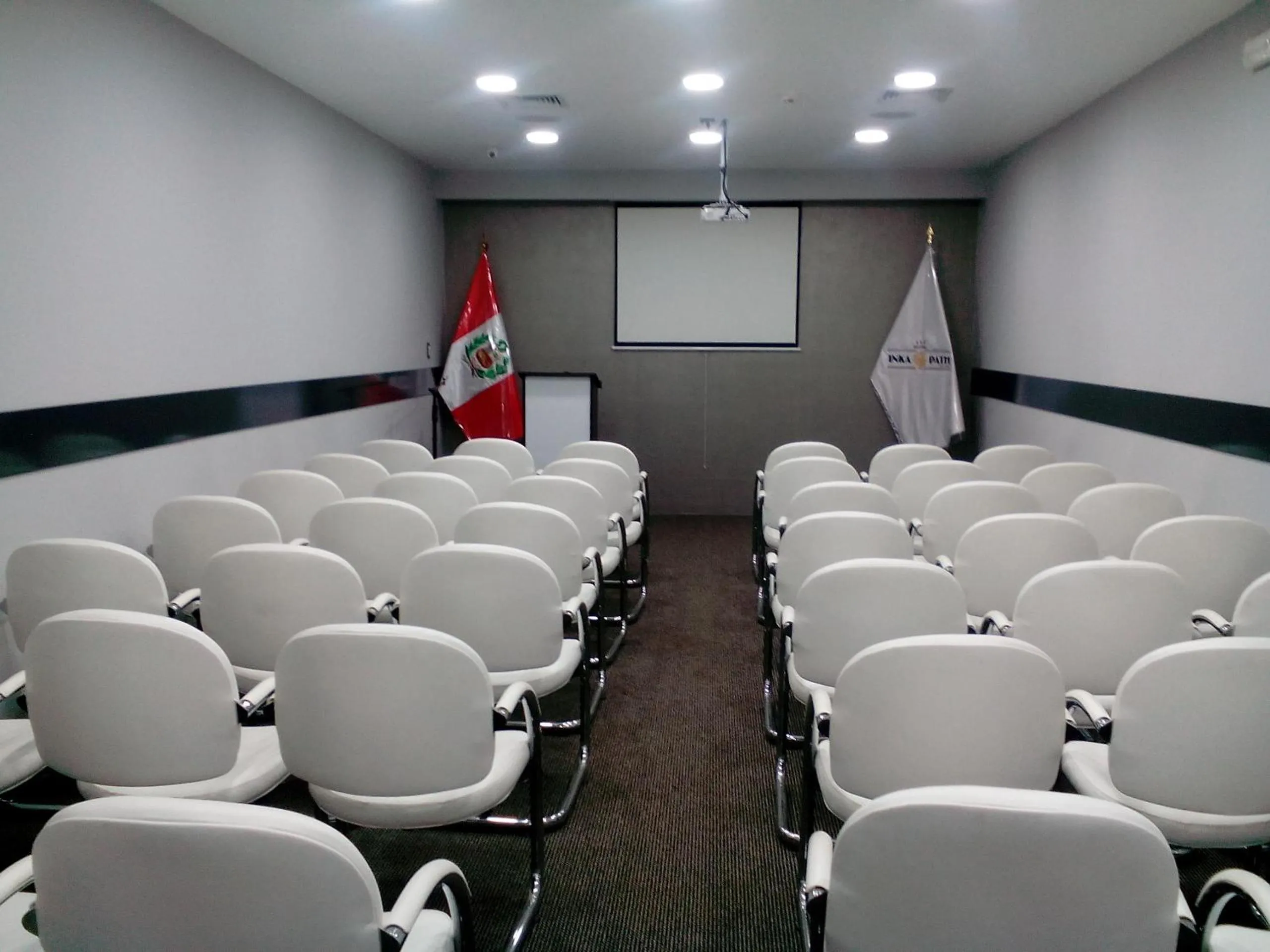 Business facilities in Hotel Inka Path