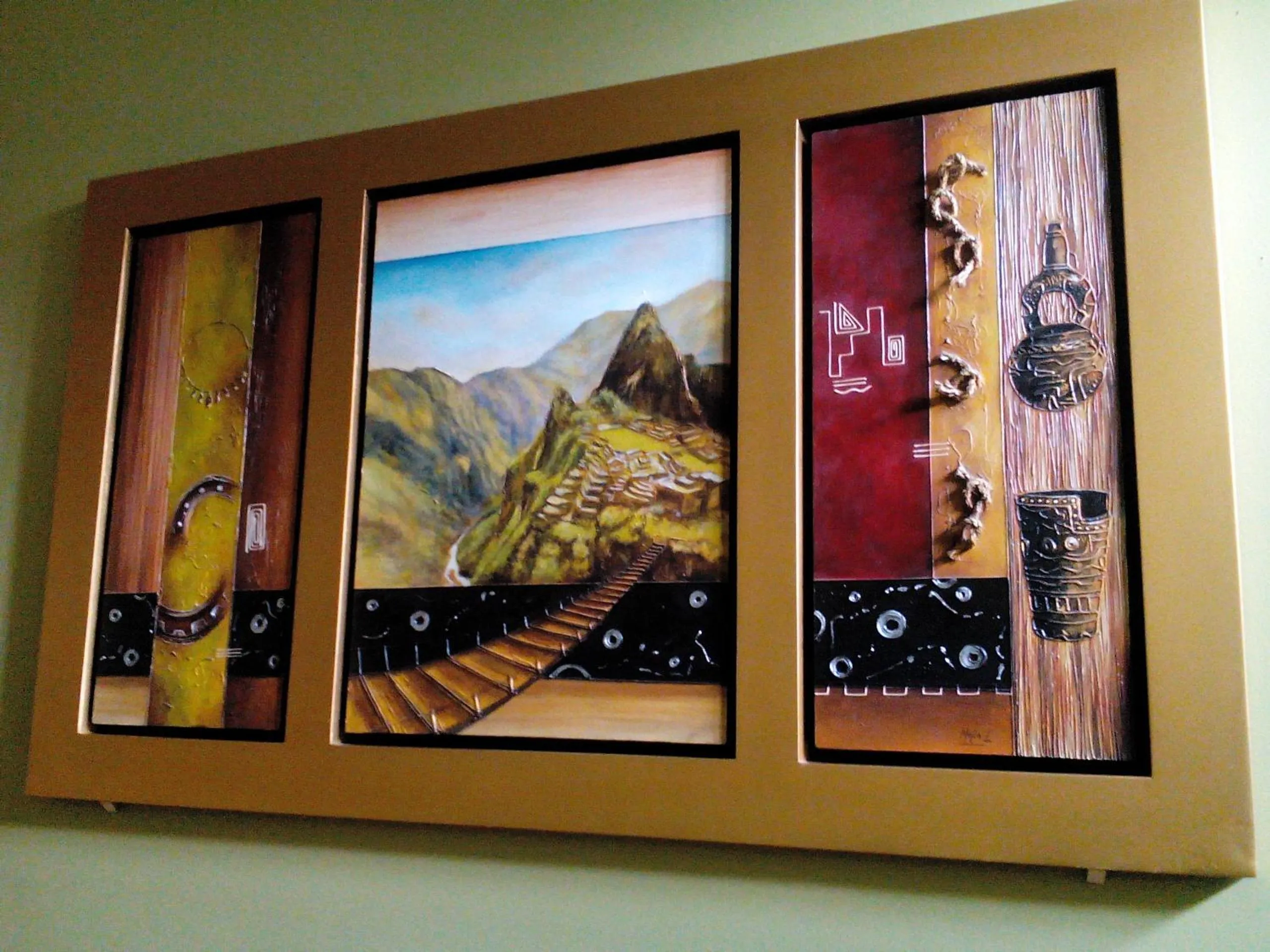 Decorative detail in Hotel Inka Path