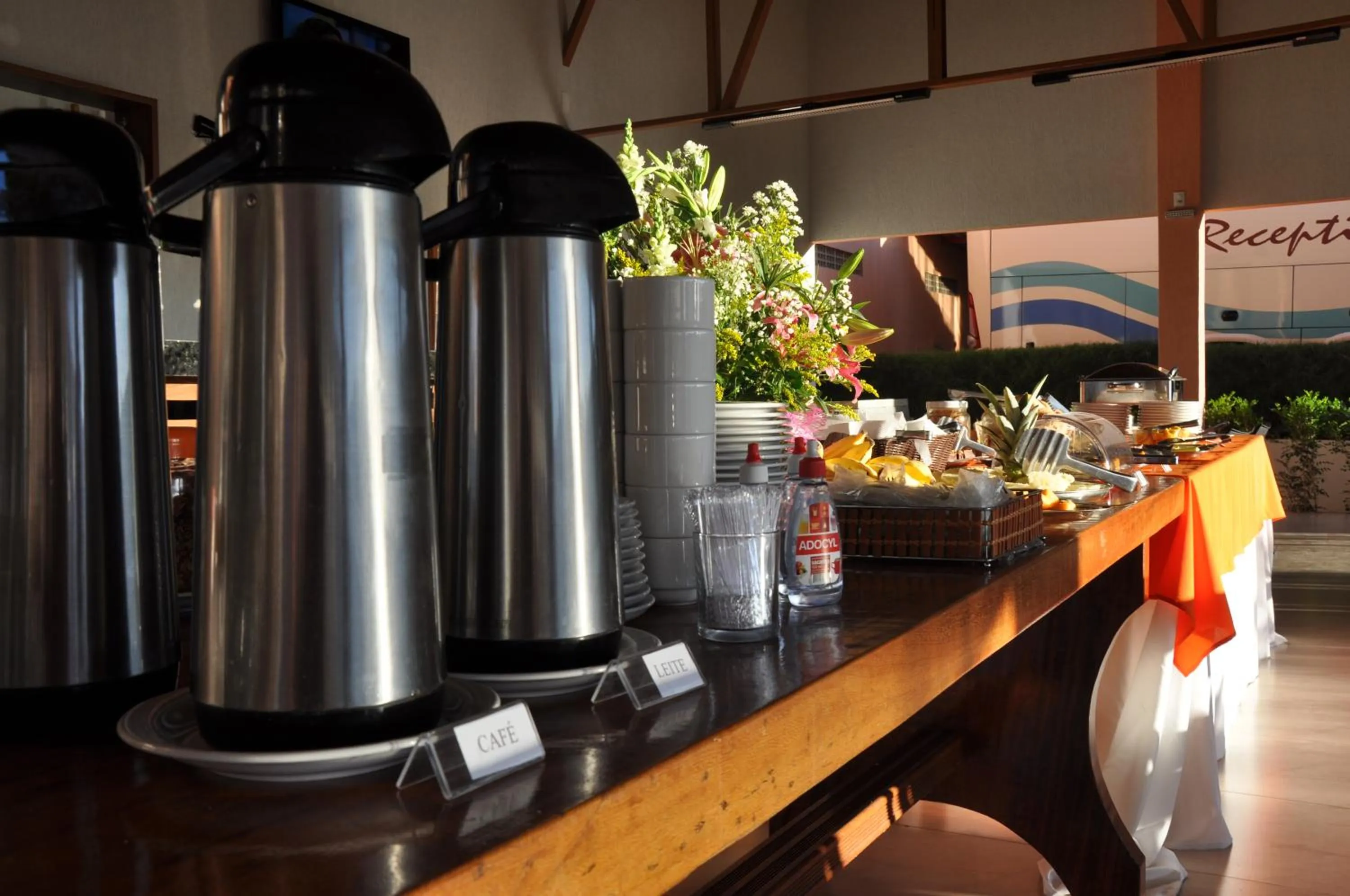 Breakfast in Santa Rosa Hotel