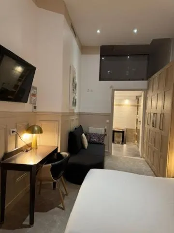 Bed in Hotel Little Regina