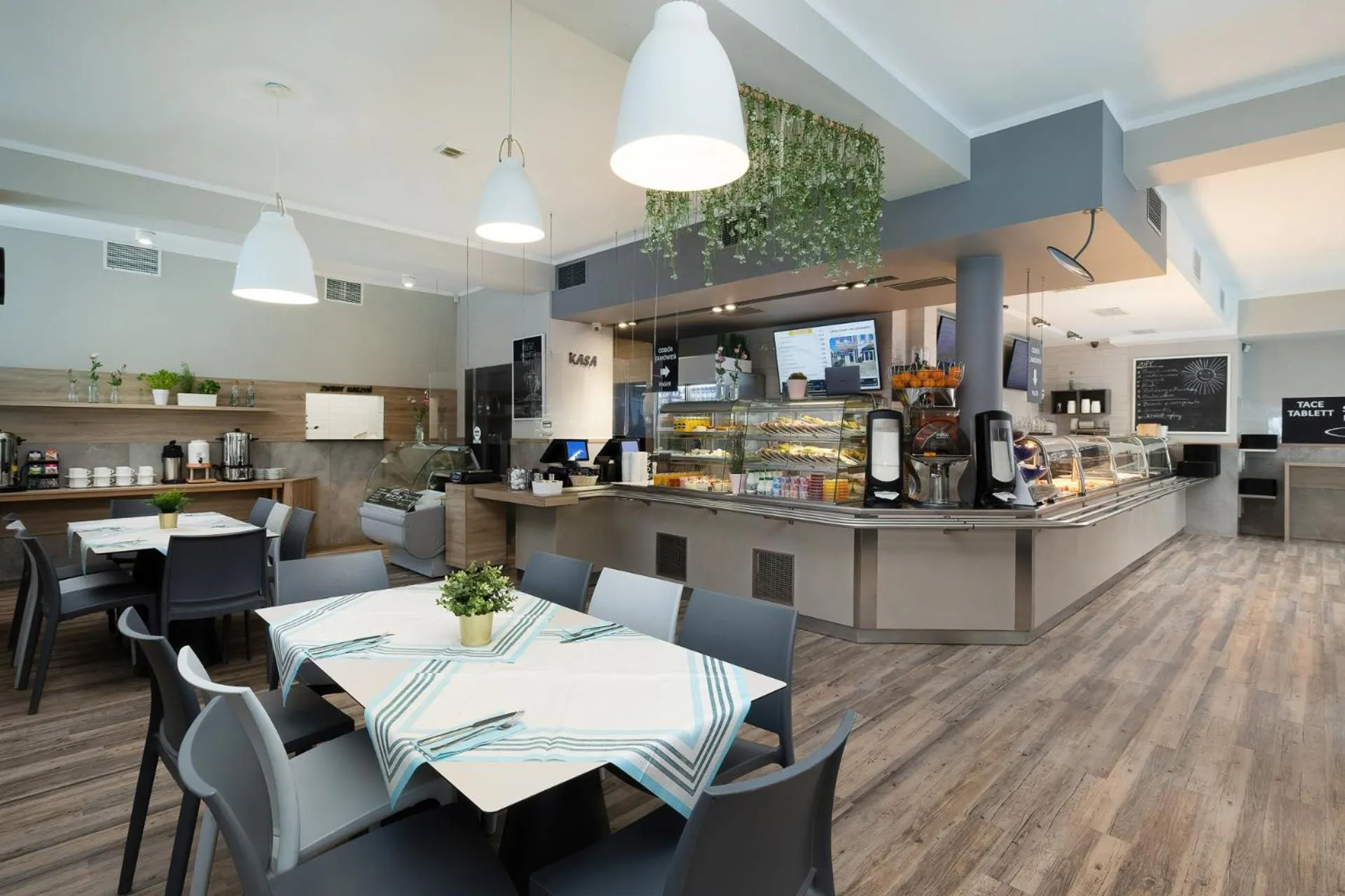 Food and drinks in Willa 777 Krasickiego