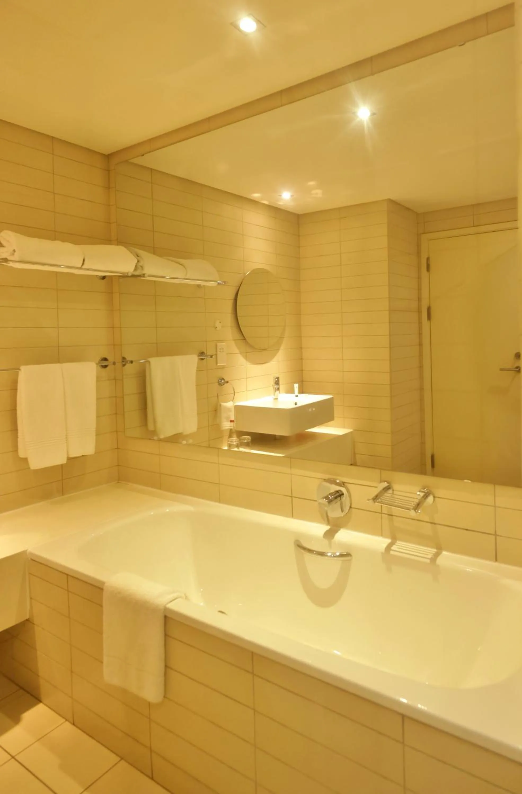 Bath in Labadi Beach Hotel