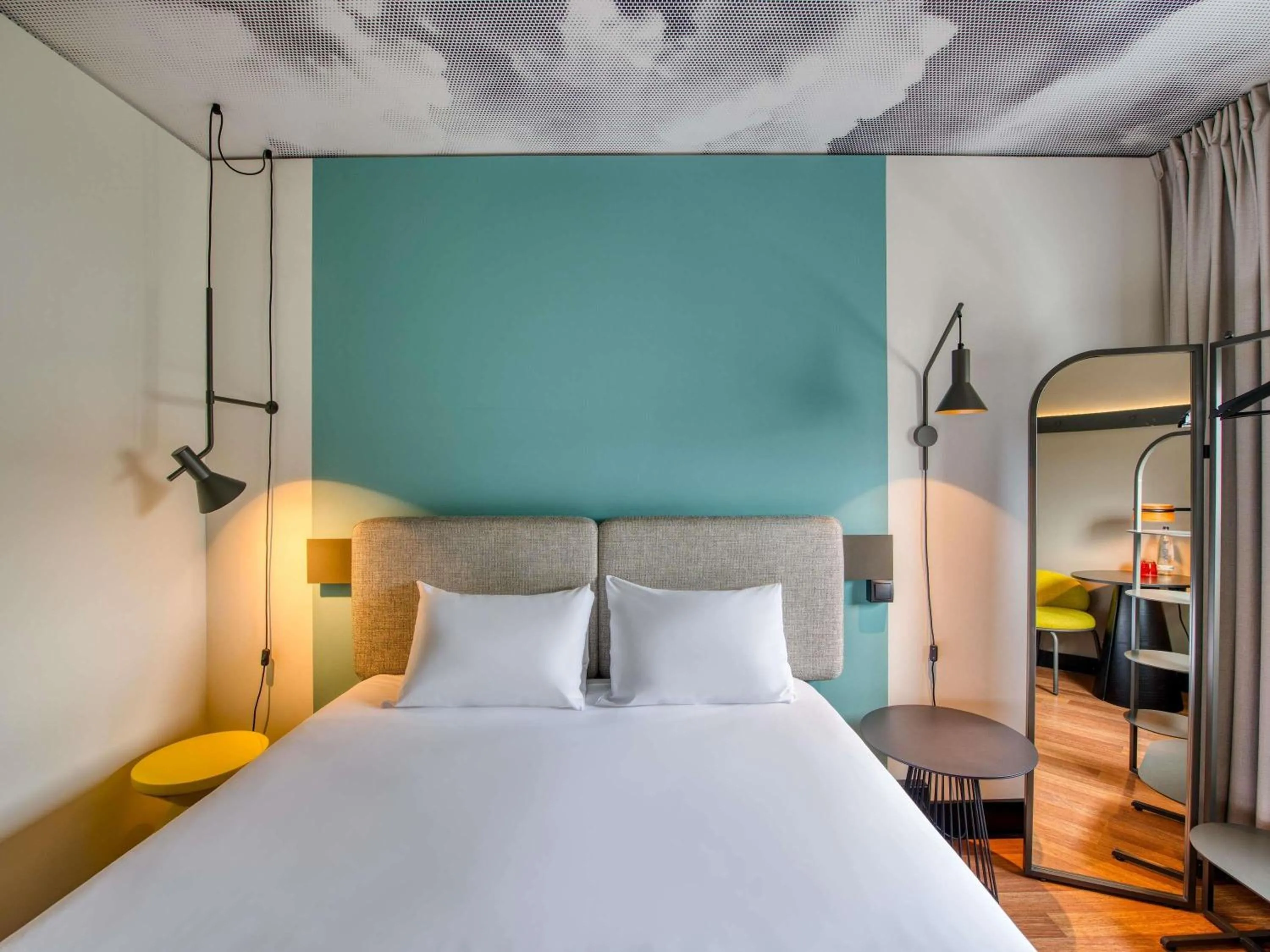 Bedroom, Bed in ibis Berlin Kurfuerstendamm - neu renoviert