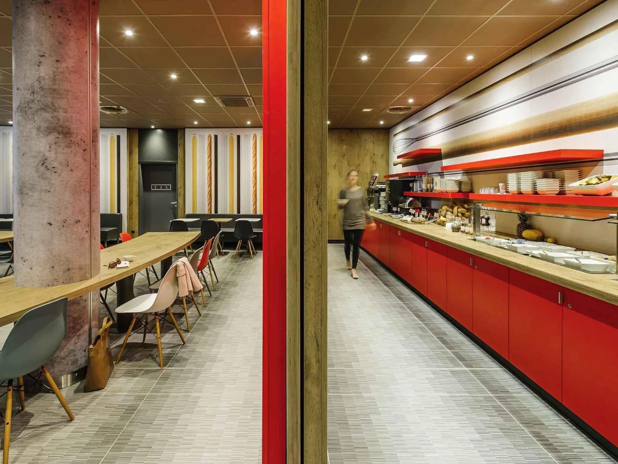 Breakfast in ibis Berlin Kurfuerstendamm - neu renoviert