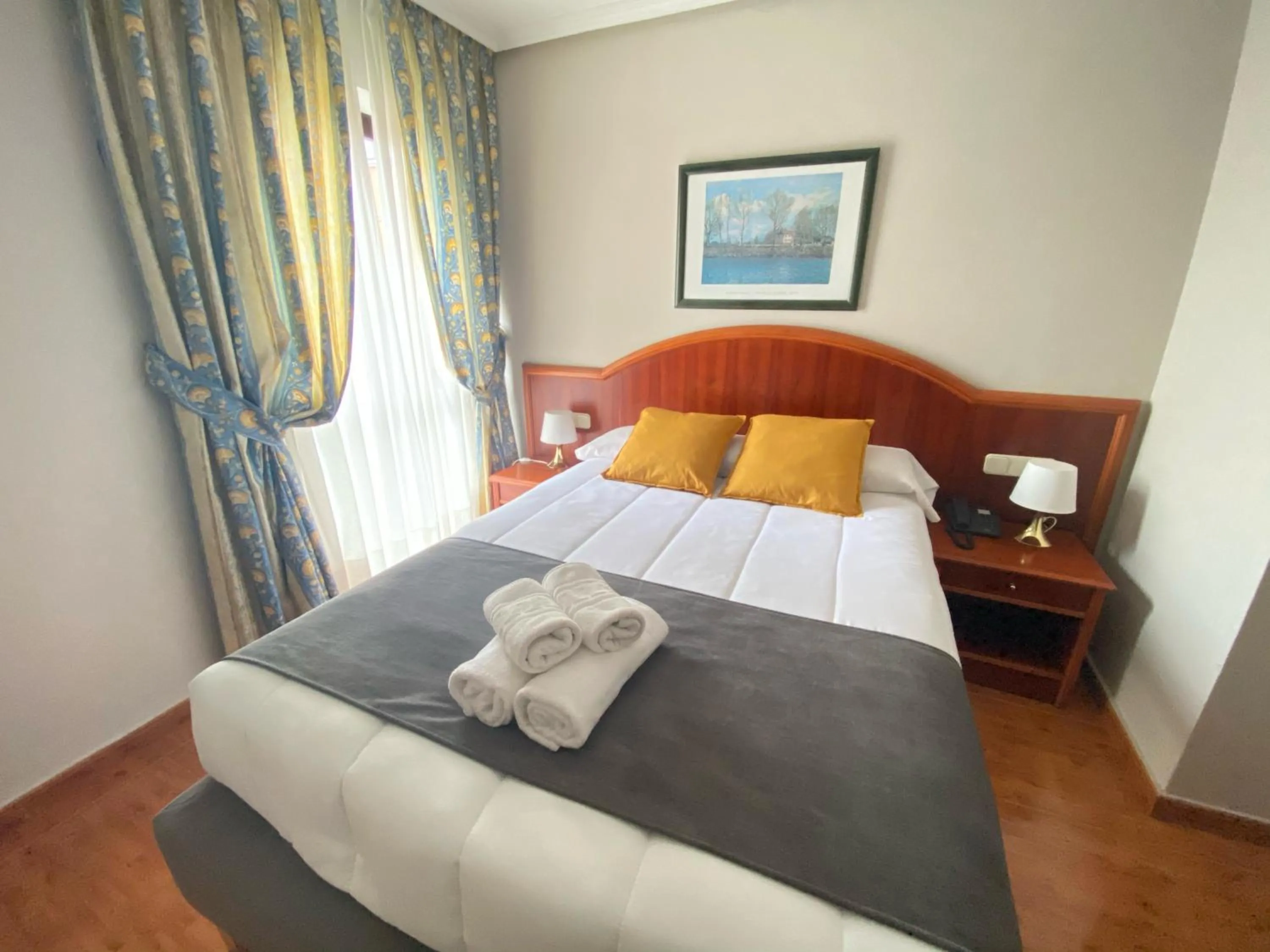 Bed in Hotel - Apartamentos Peña Santa