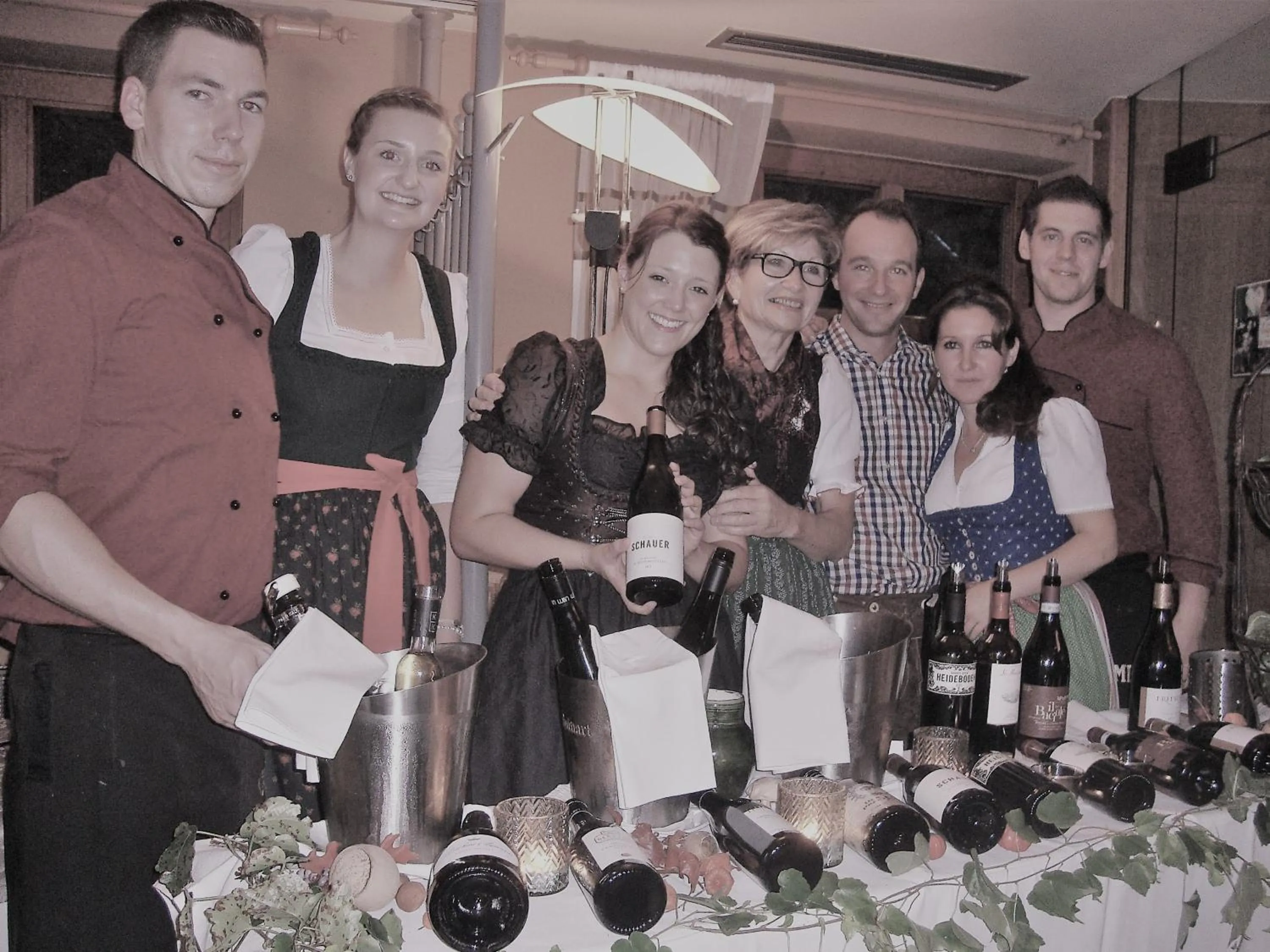 Restaurant/places to eat in La Pasta Hotel Restaurant