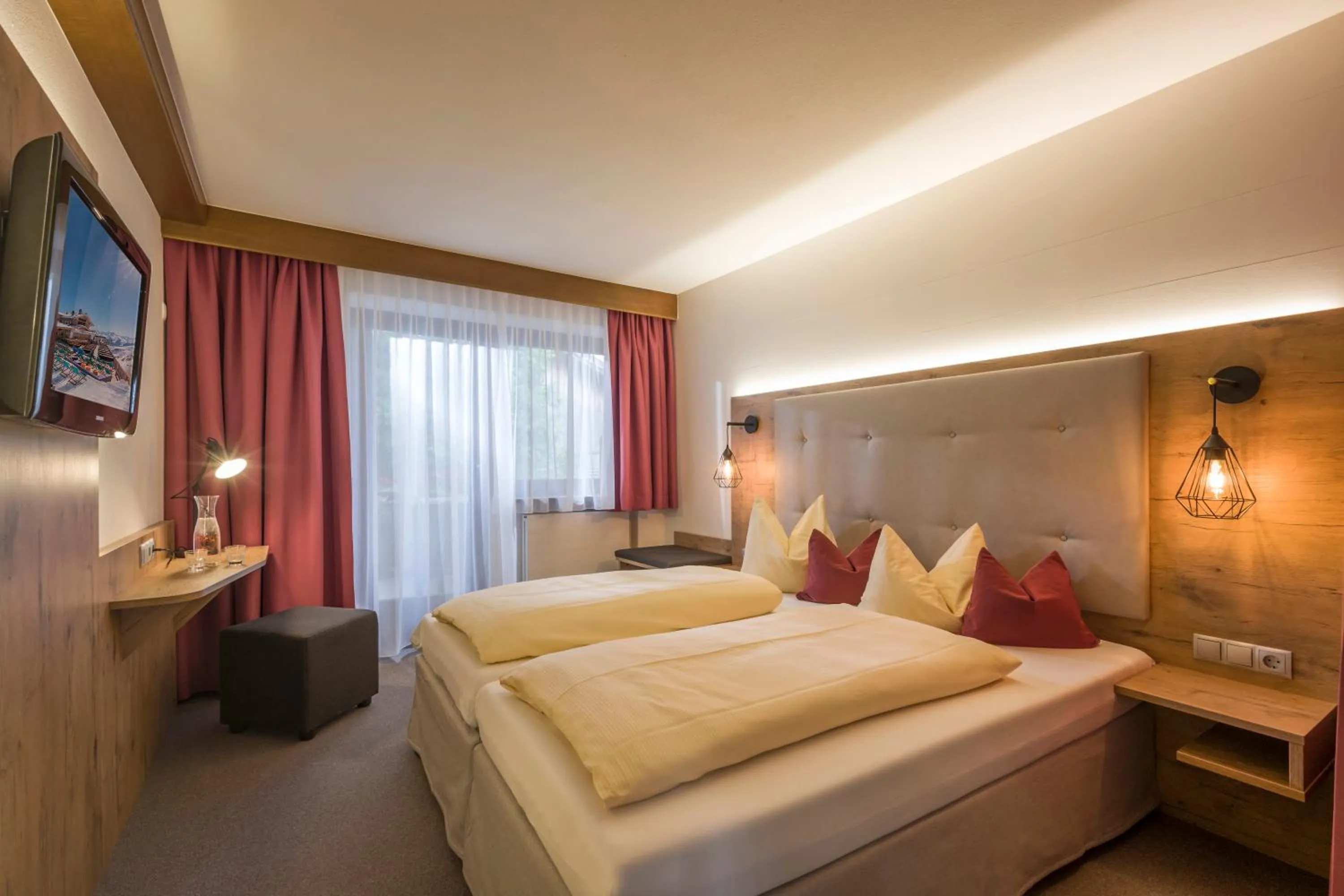 Bedroom, Bed in La Pasta Hotel Restaurant