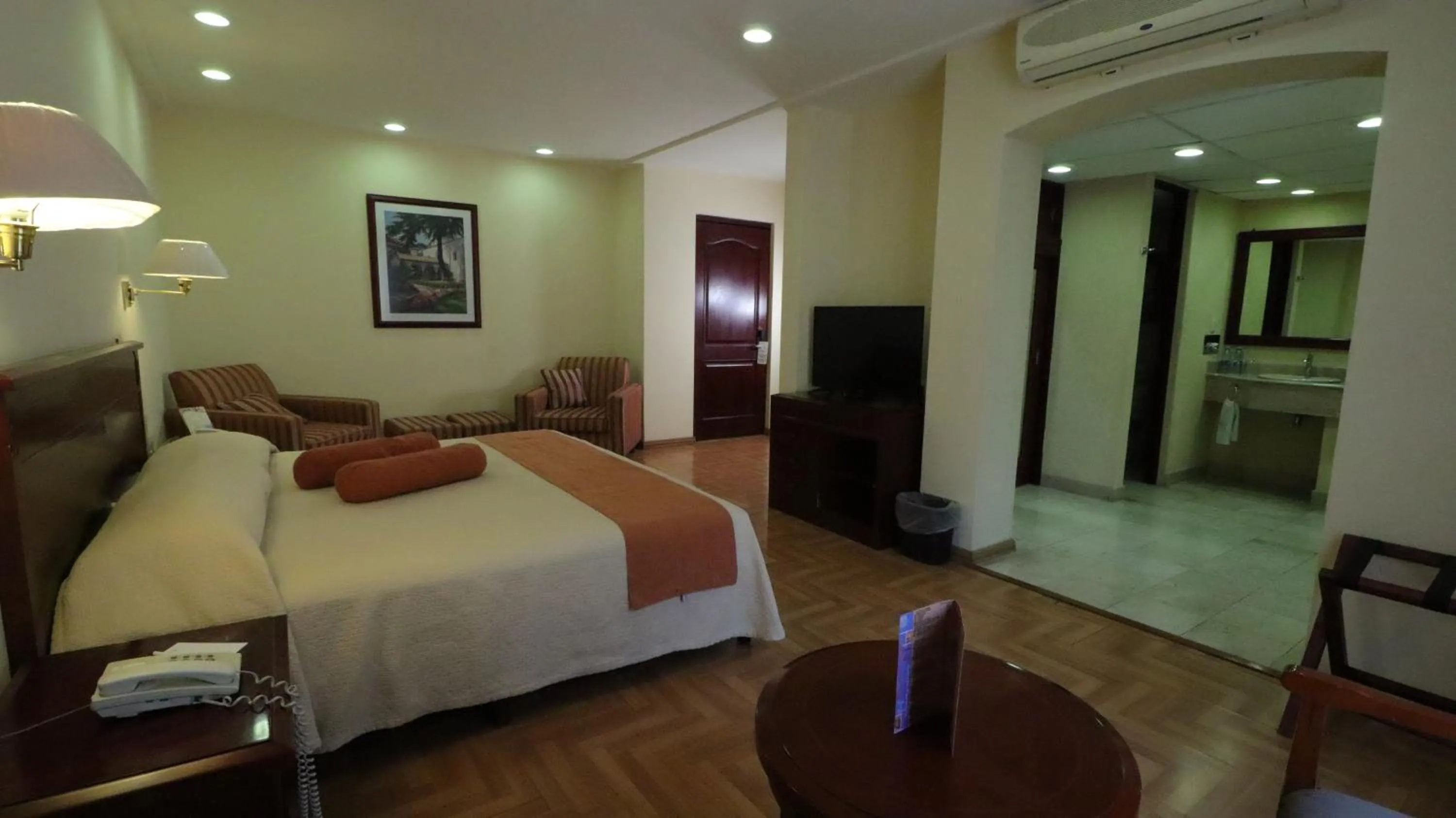 Property building, Bed in Hotel Casa Real Tehuacan