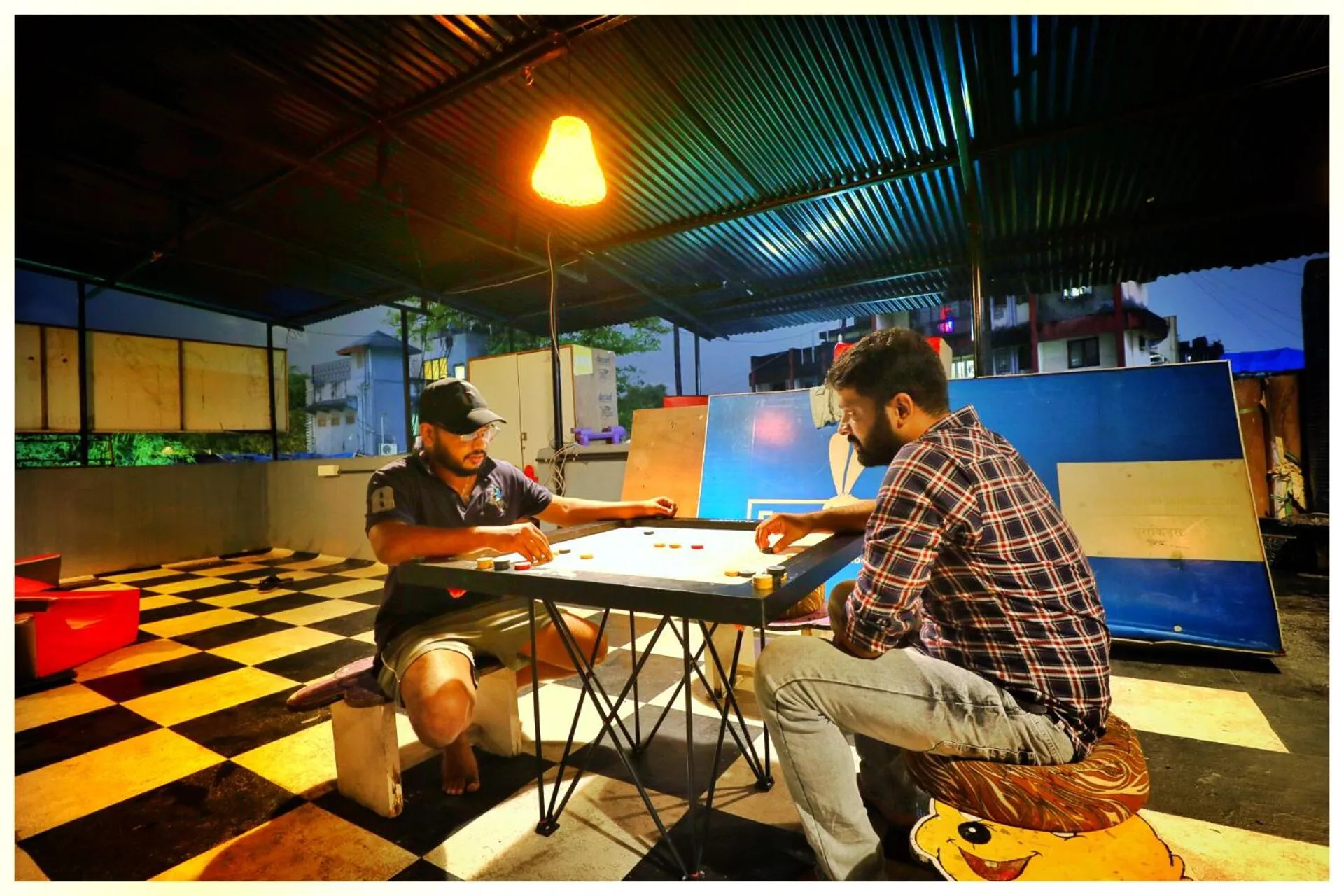 People in Social Hubz Hostel