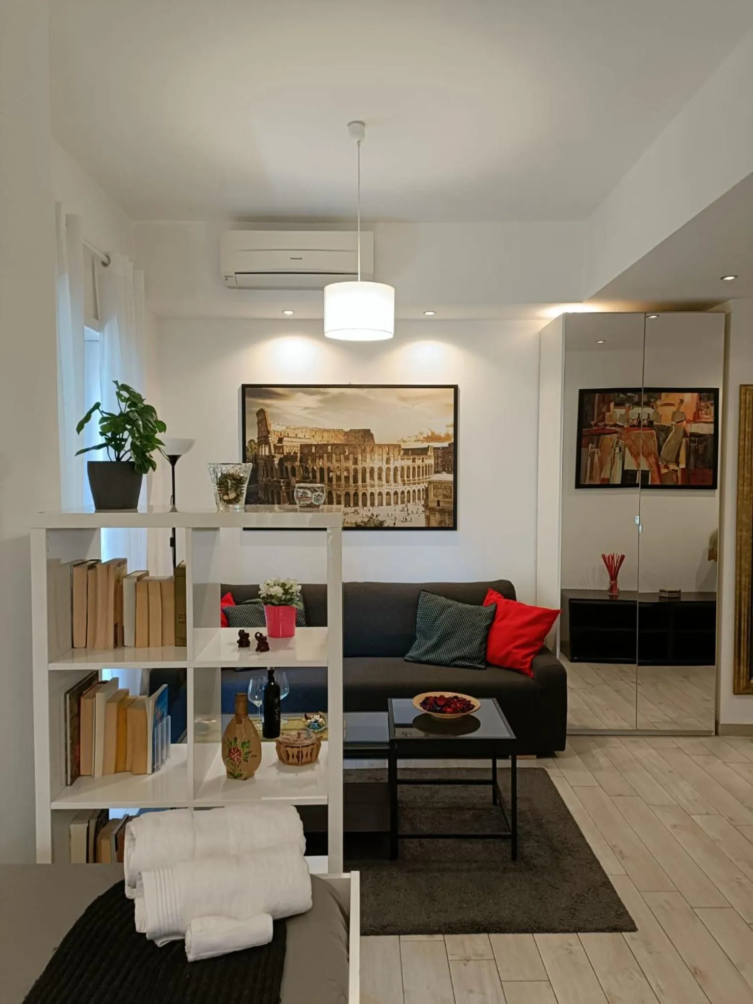 Living room in Vatican Break Home