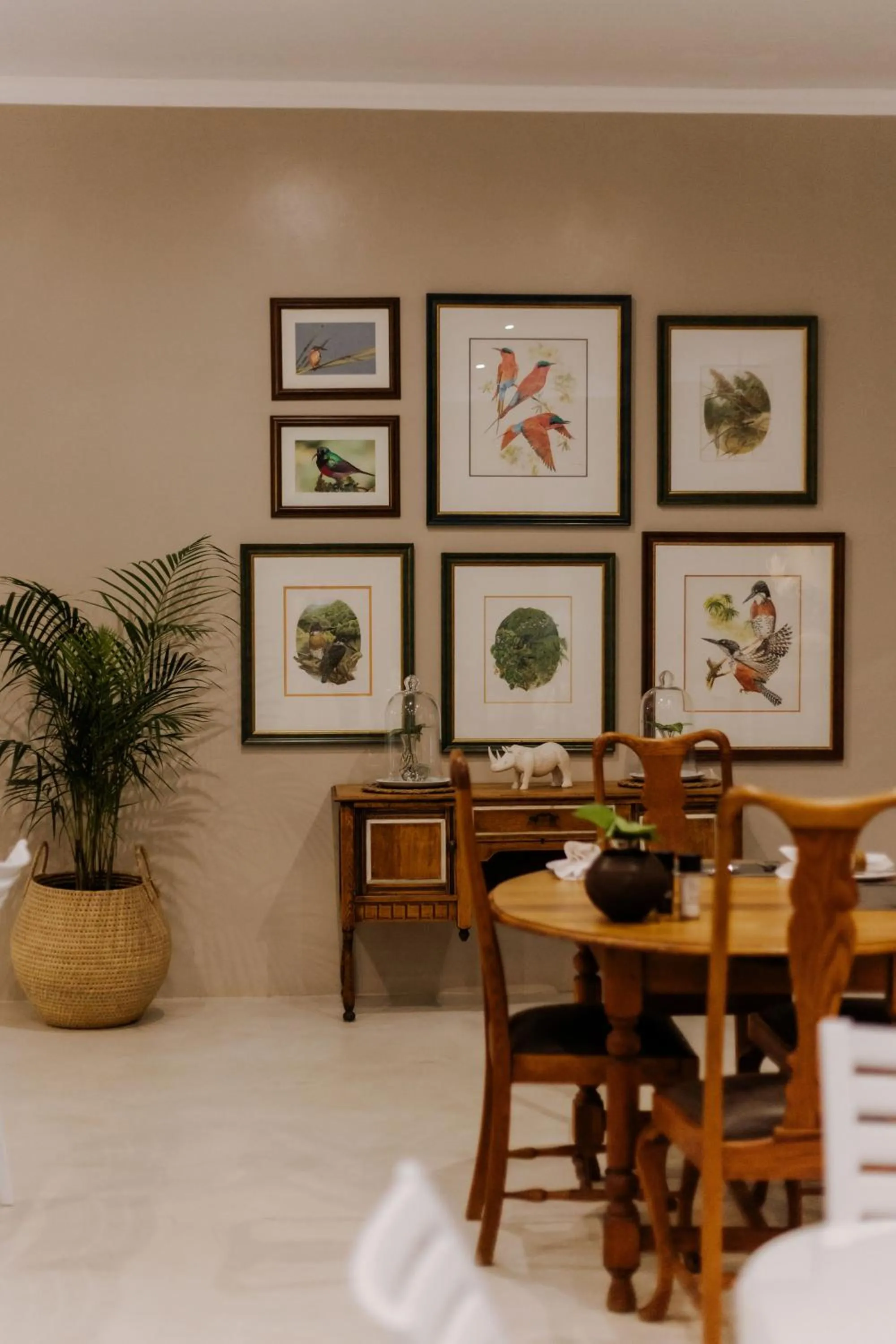 Living room in iGwalagwala Guest House