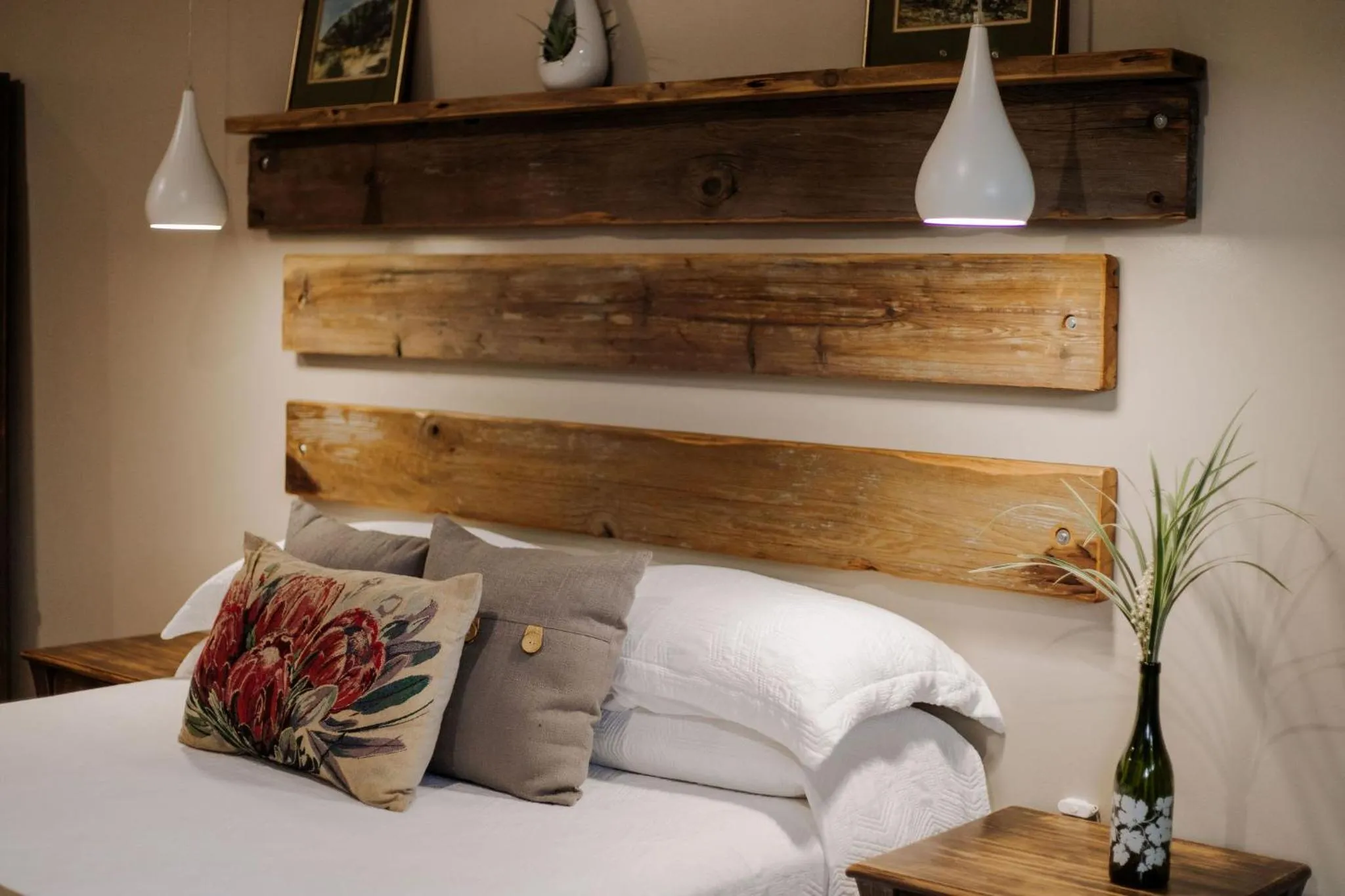 Bed in iGwalagwala Guest House